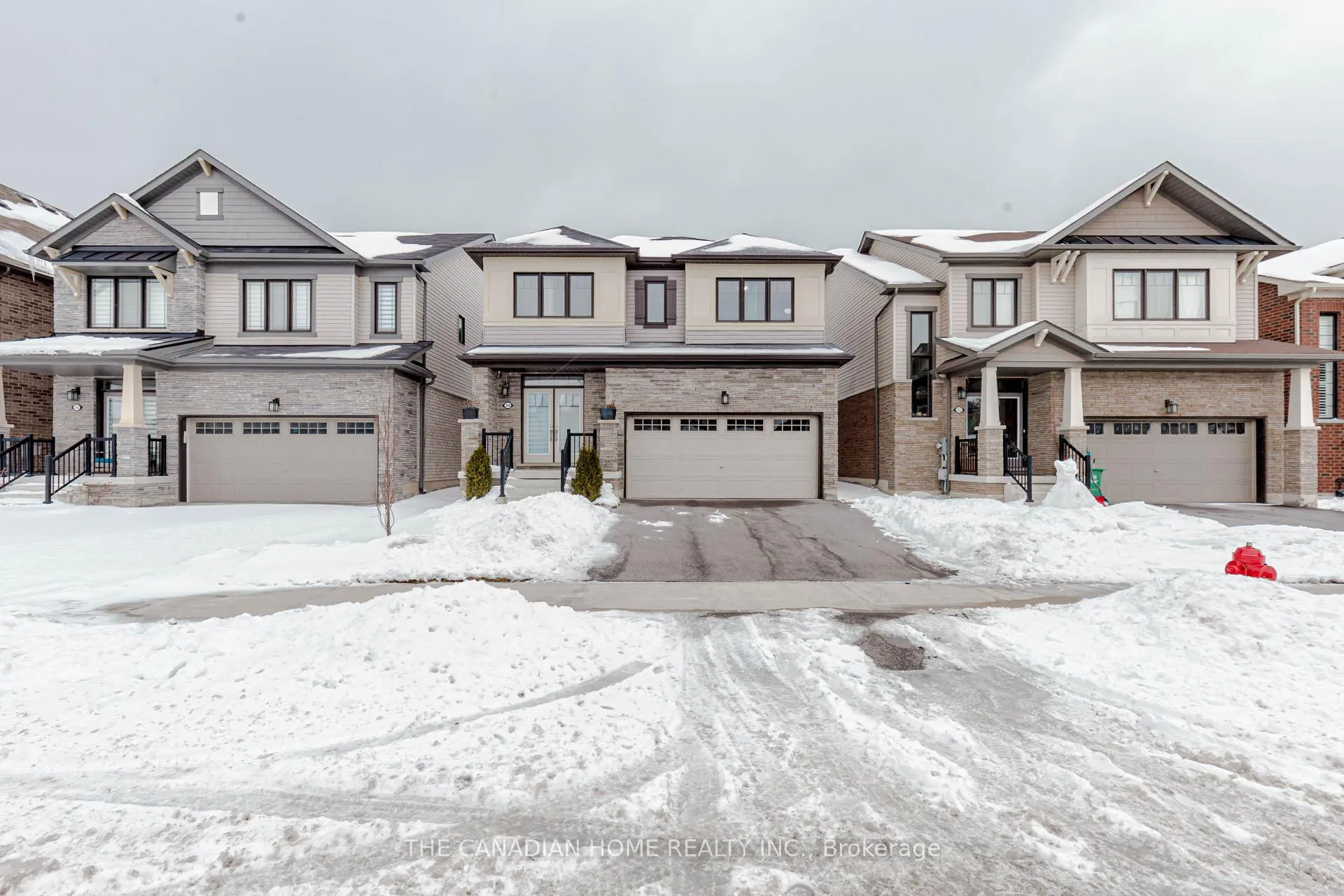 Photo 2 of 256 Bedrock Drive, Hamilton, Stoney Creek — HOMEH