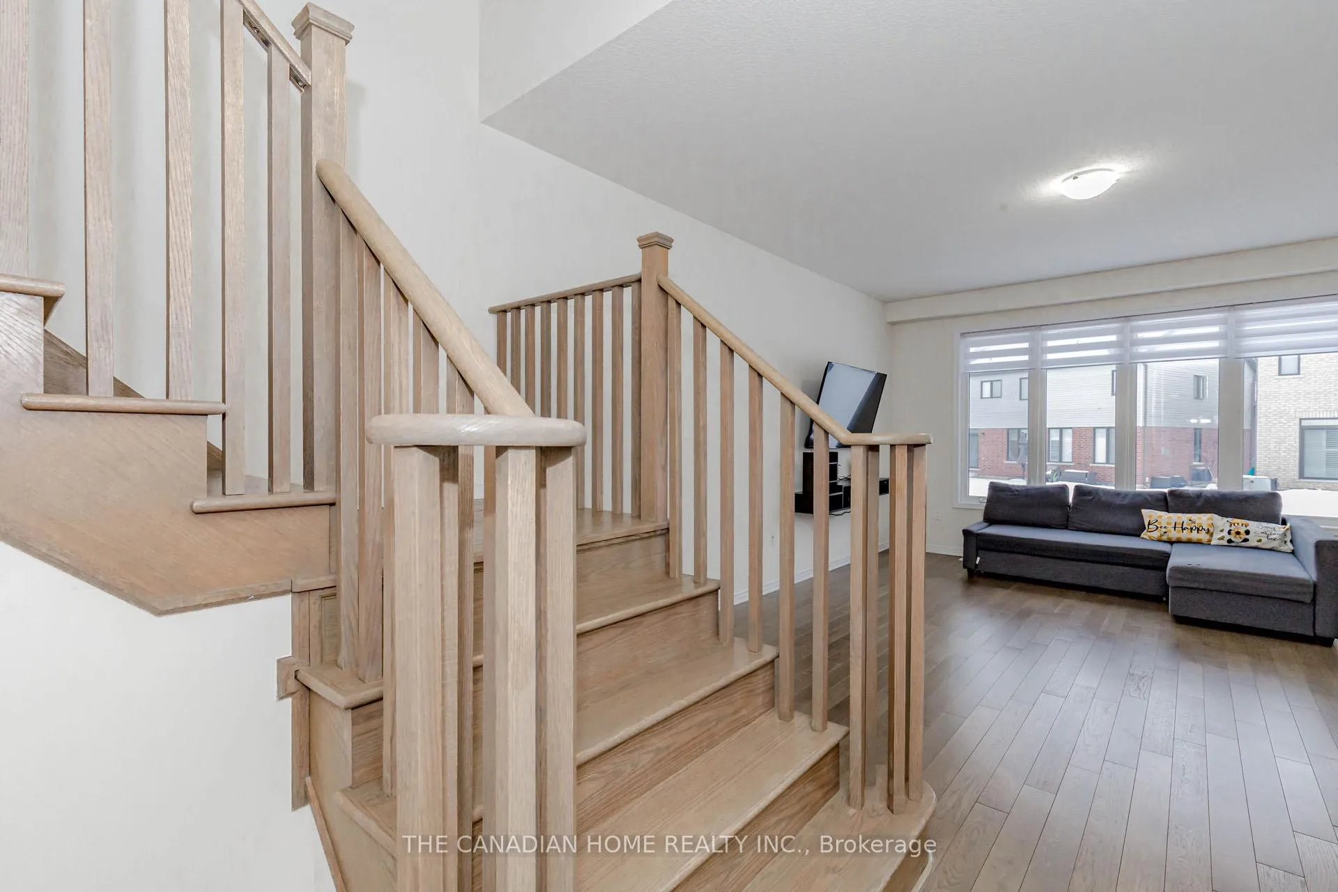 Photo 8 of 256 Bedrock Drive, Hamilton, Stoney Creek — HOMEH