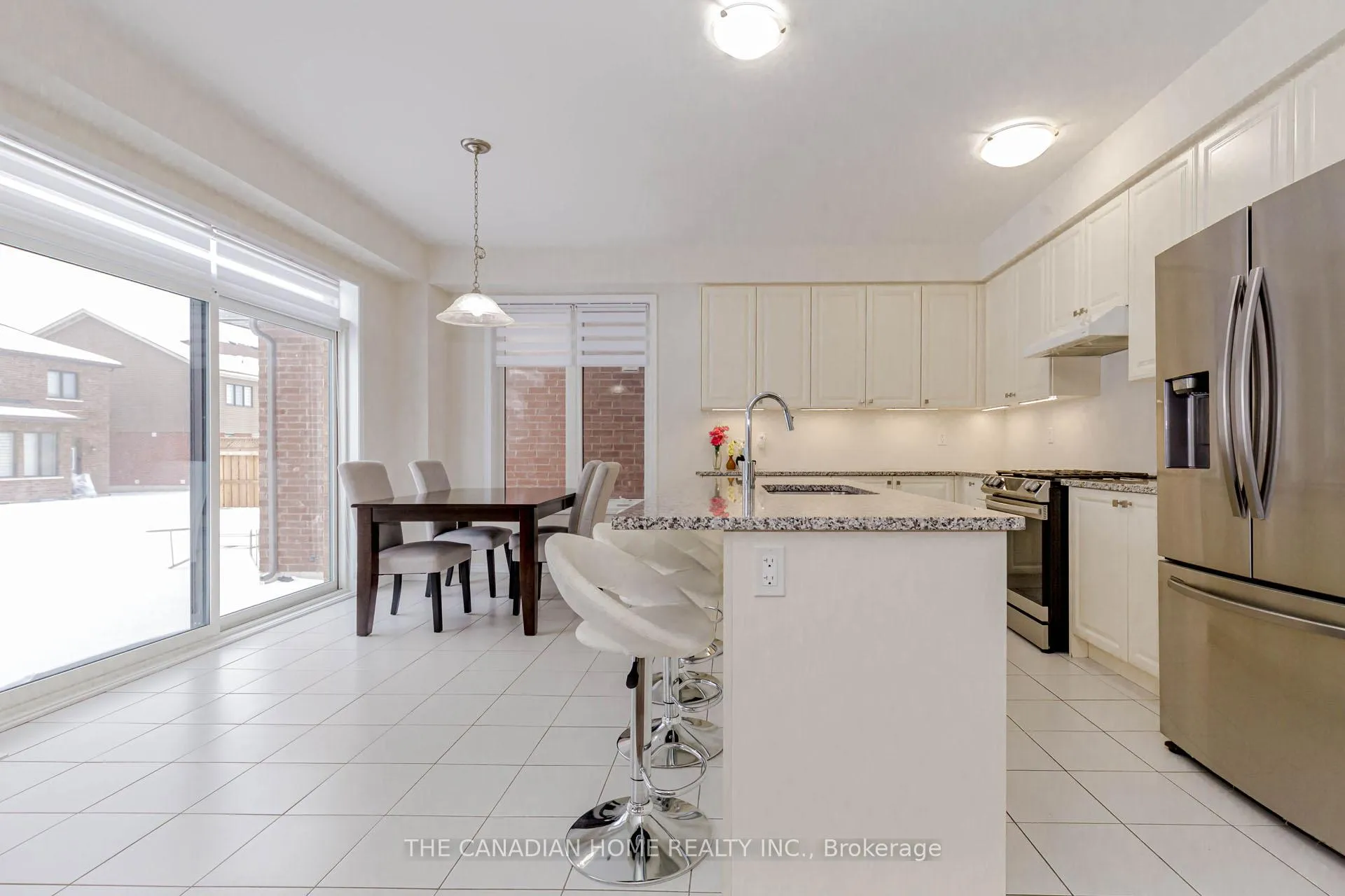 Photo 15 of 256 Bedrock Drive, Hamilton, Stoney Creek — HOMEH