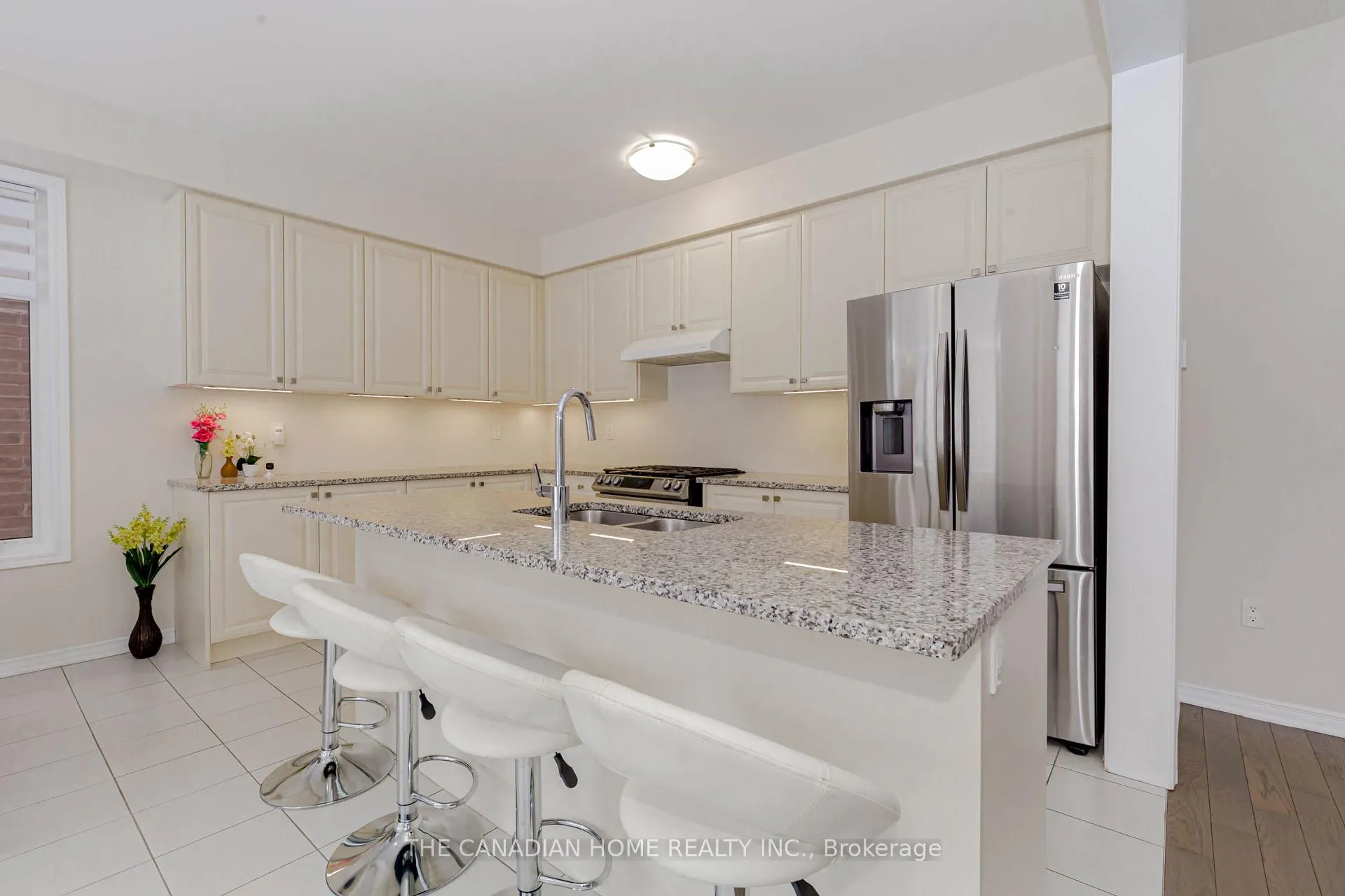 Photo 17 of 256 Bedrock Drive, Hamilton, Stoney Creek — HOMEH