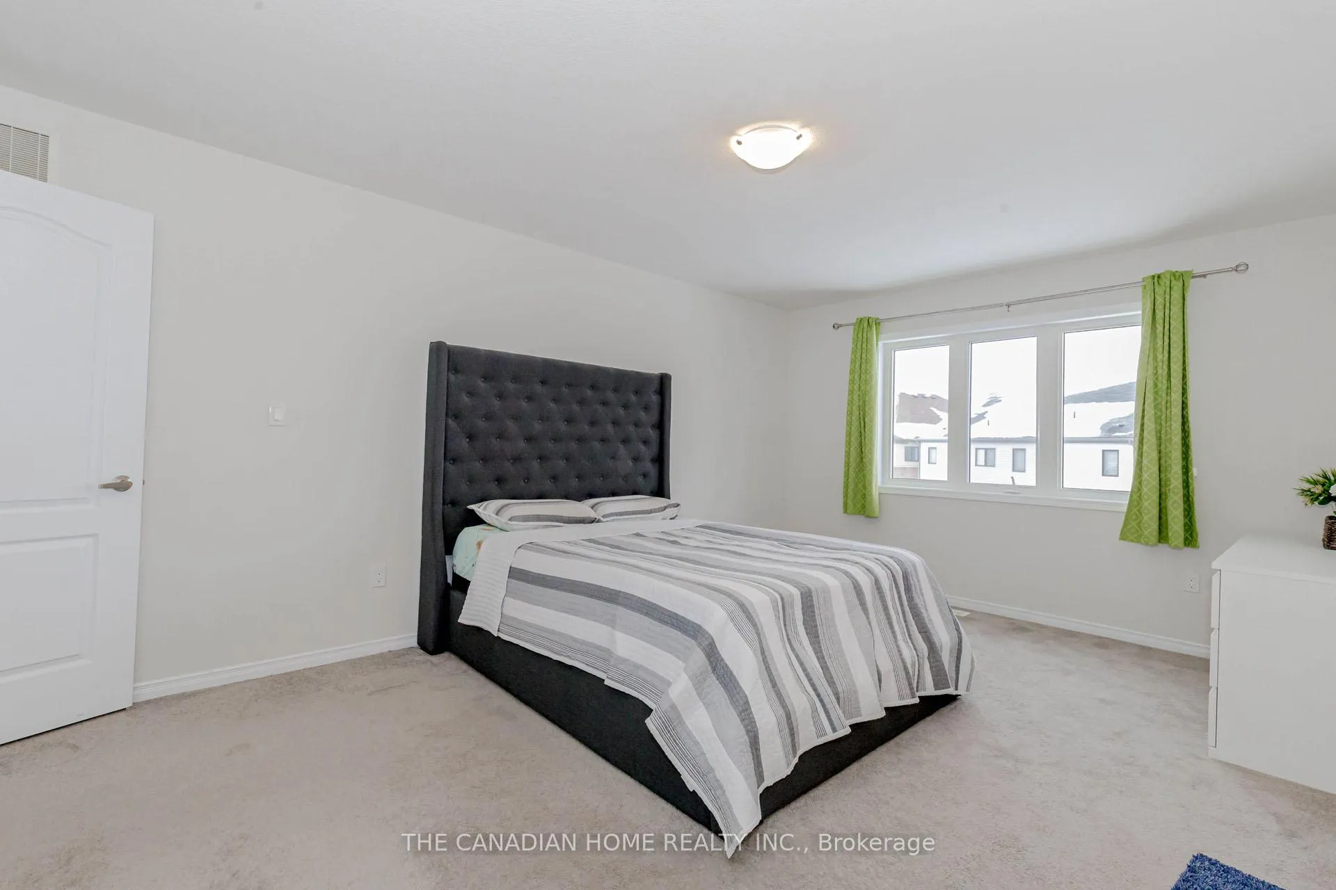 Photo 30 of 256 Bedrock Drive, Hamilton, Stoney Creek — HOMEH