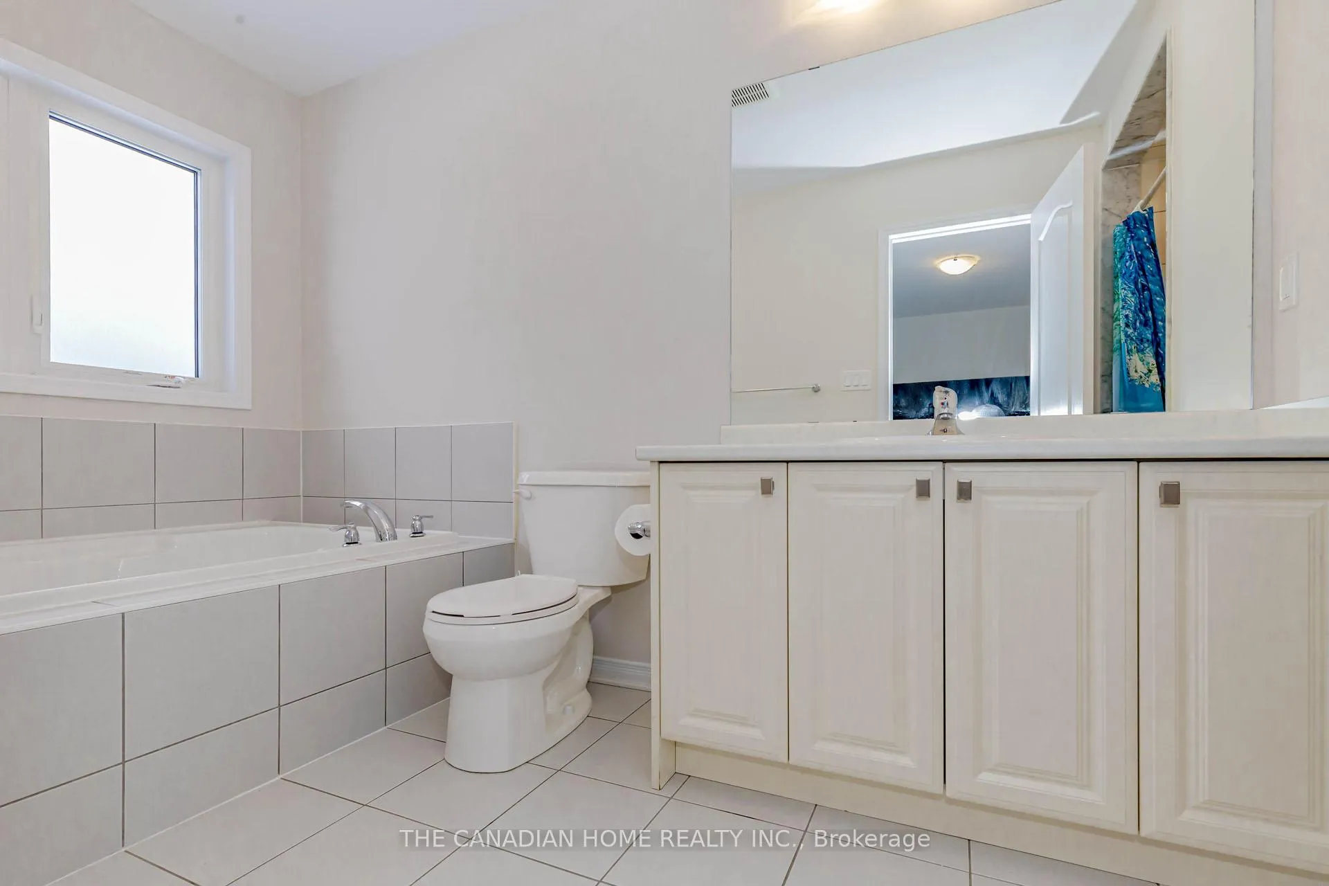 Photo 33 of 256 Bedrock Drive, Hamilton, Stoney Creek — HOMEH