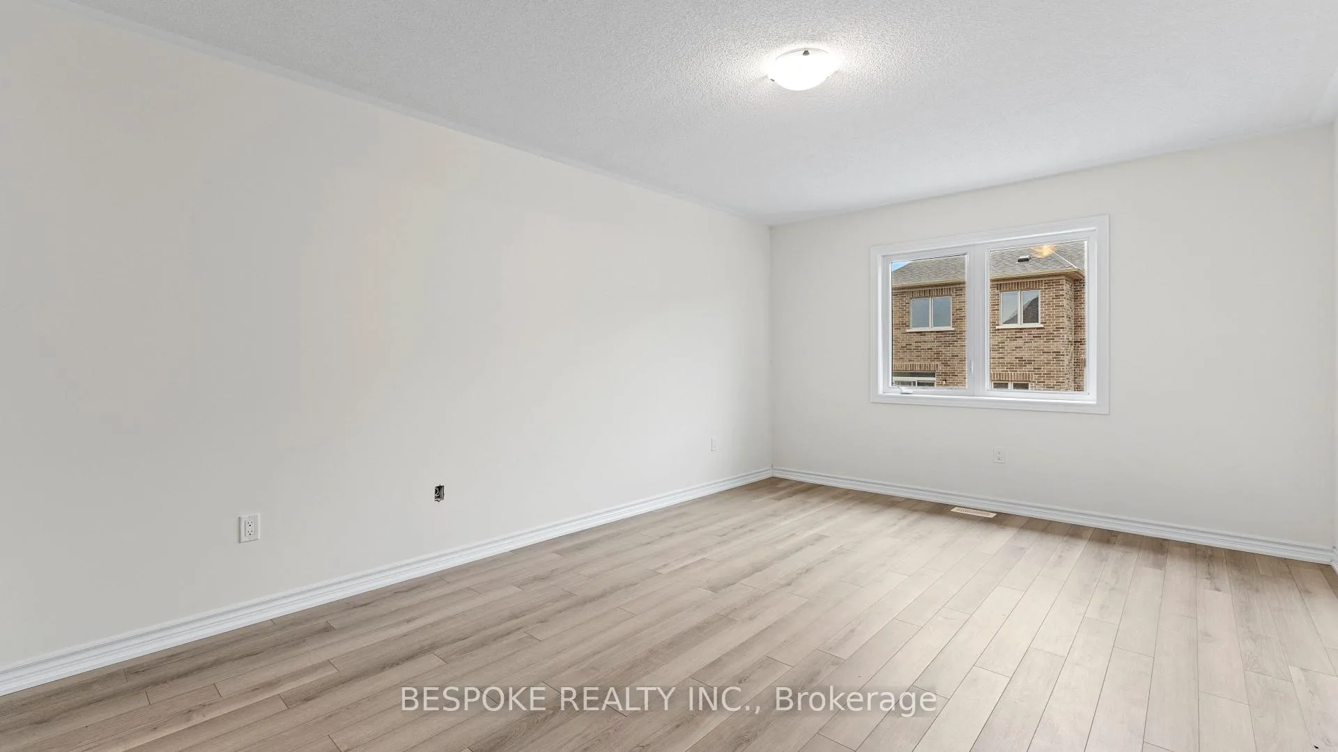 Photo 11 of 120 Robin Trail, Scugog, Port Perry — HOMEH