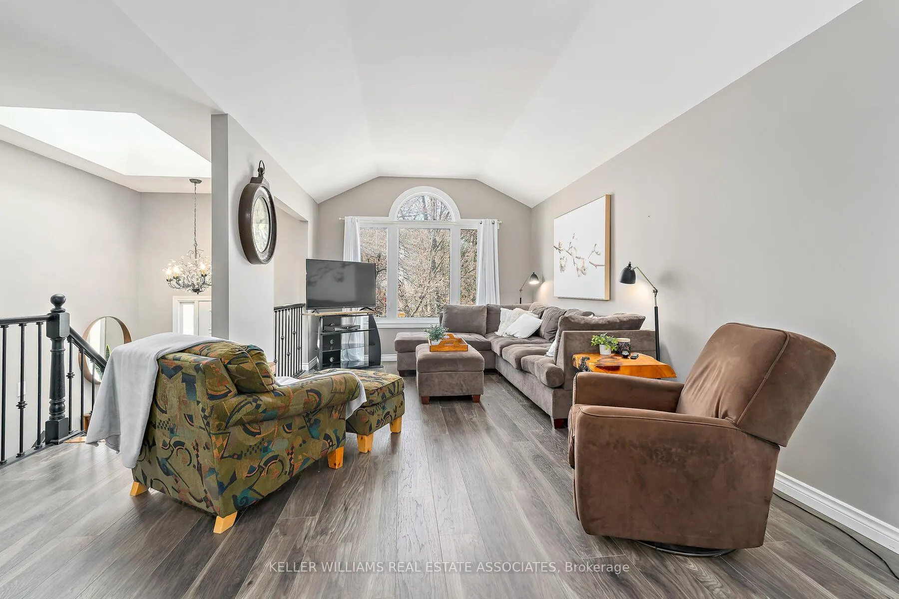 Photo 7 of 101 May Street, Guelph/Eramosa, Rockwood — HOMEH