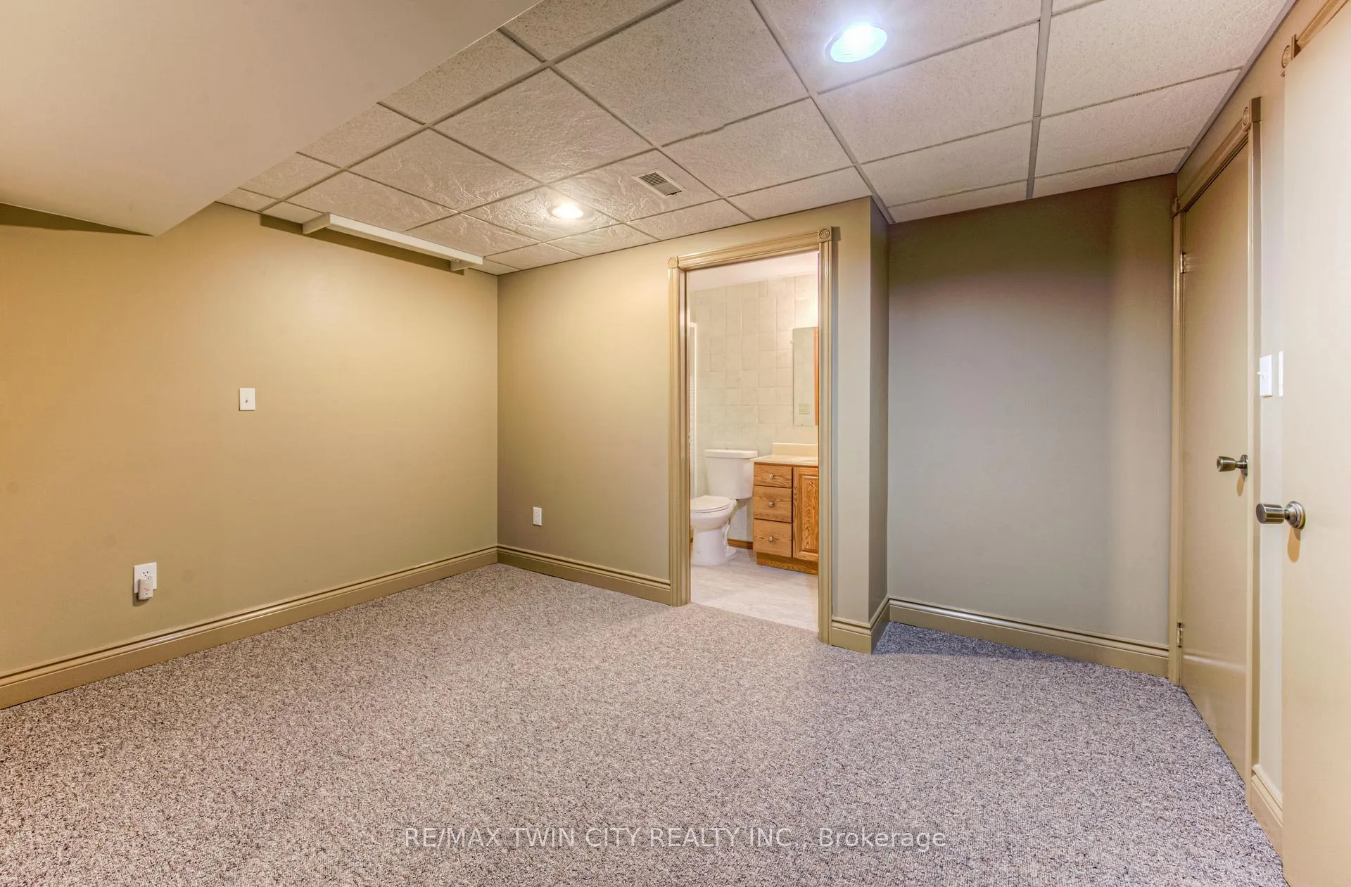 Photo 33 of 17 Pintail Drive, Woolwich — HOMEH