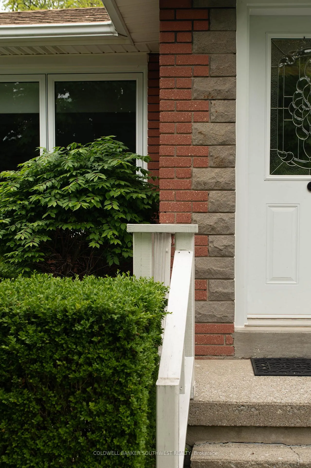 Photo 6 of 948 Kemsley Drive, Sarnia — HOMEH