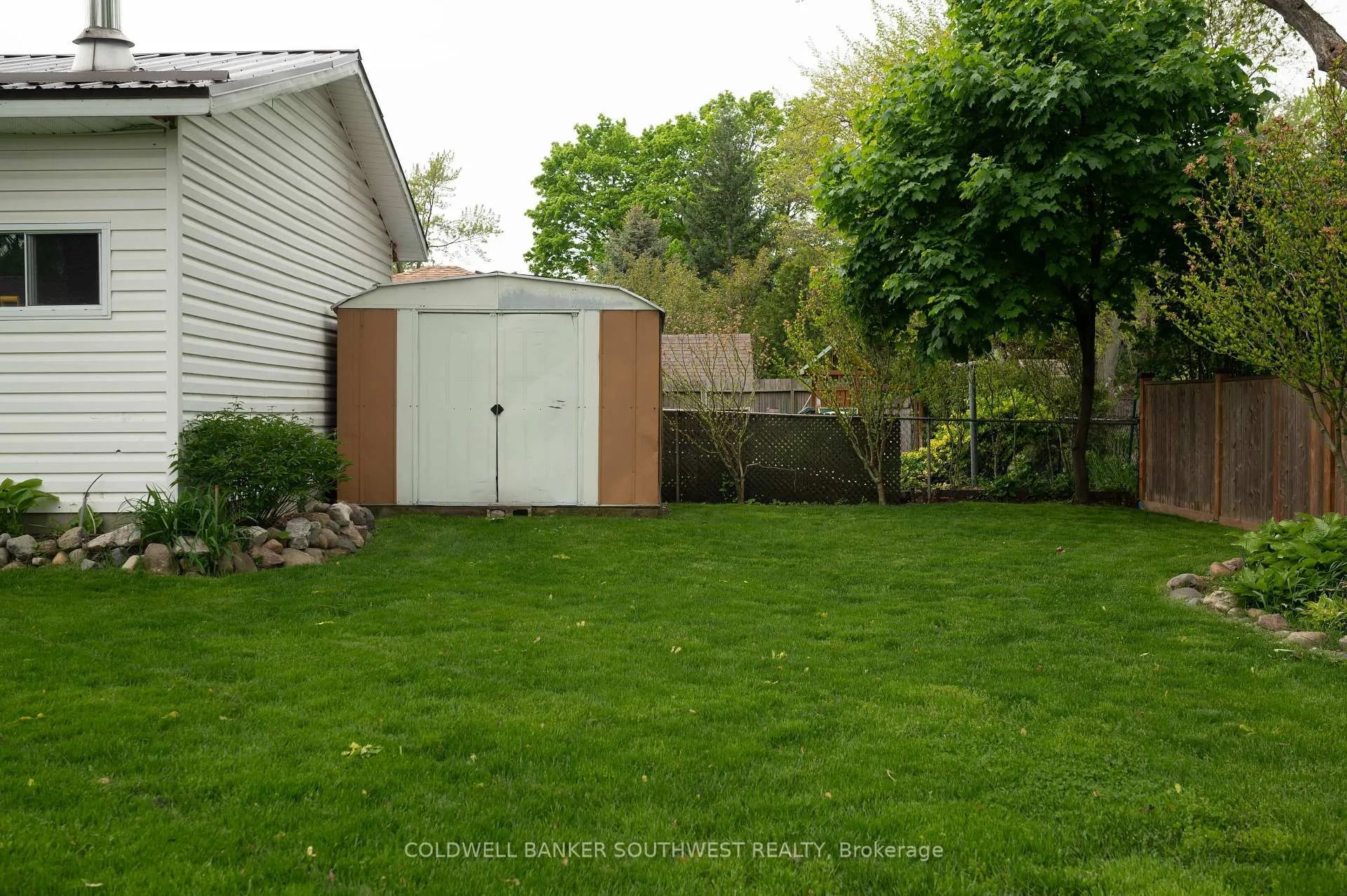 Photo 49 of 948 Kemsley Drive, Sarnia — HOMEH
