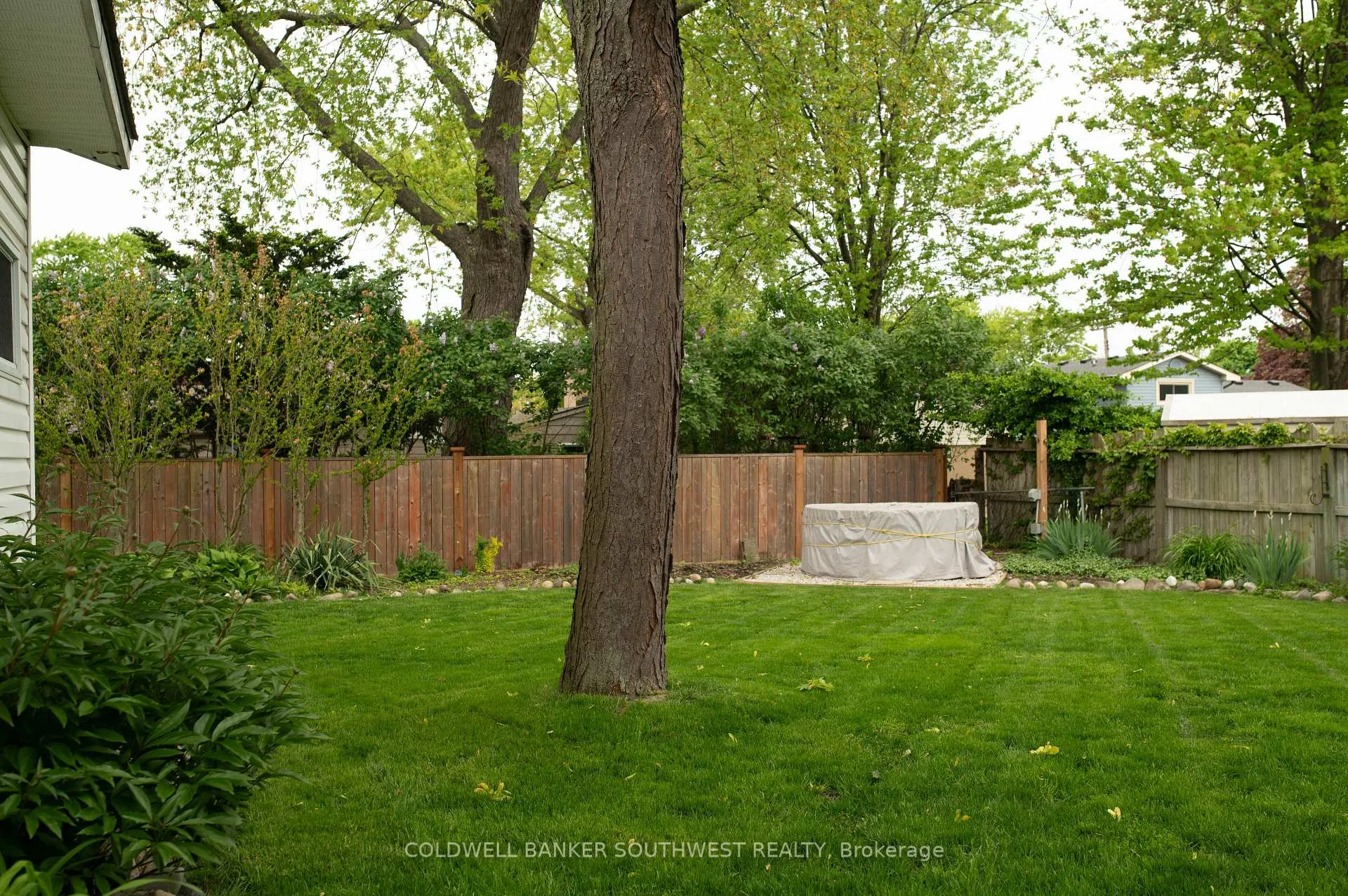 Photo 50 of 948 Kemsley Drive, Sarnia — HOMEH