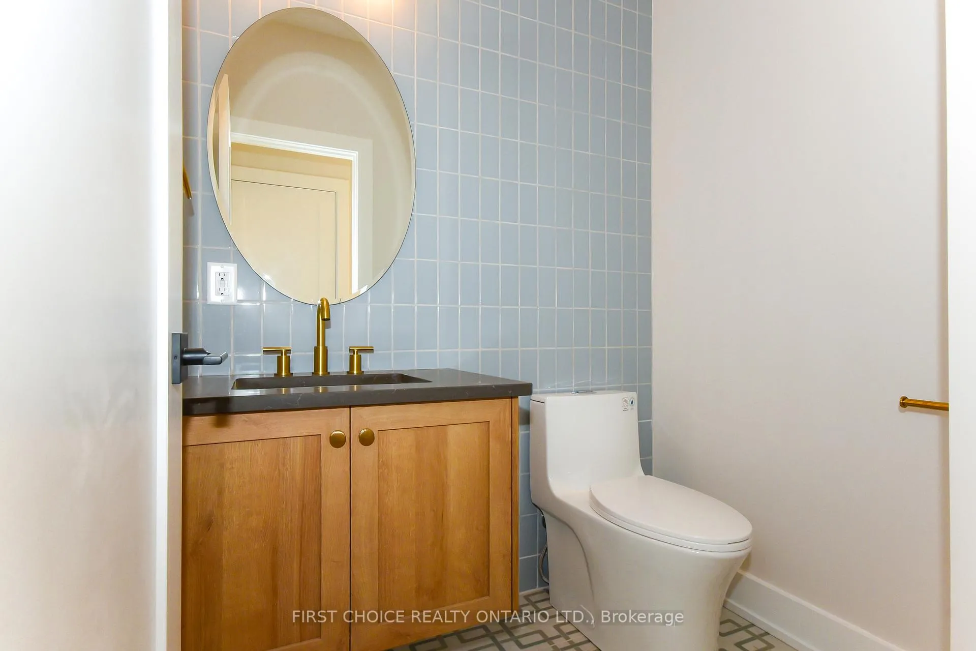 Photo 5 of 29 Third Avenue, Ottawa, Glebe — HOMEH
