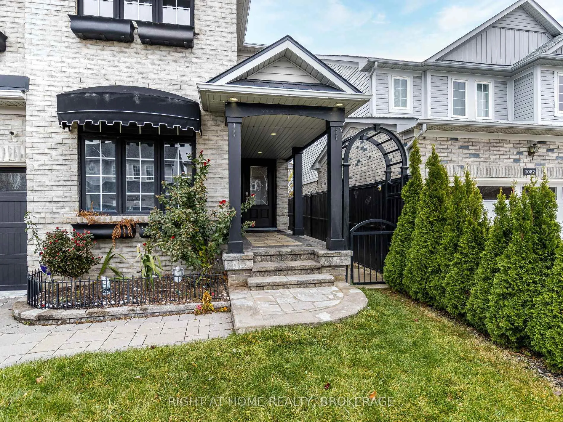 Photo 2 of 1084 Holdsworth Crescent, Milton, Coates — HOMEH