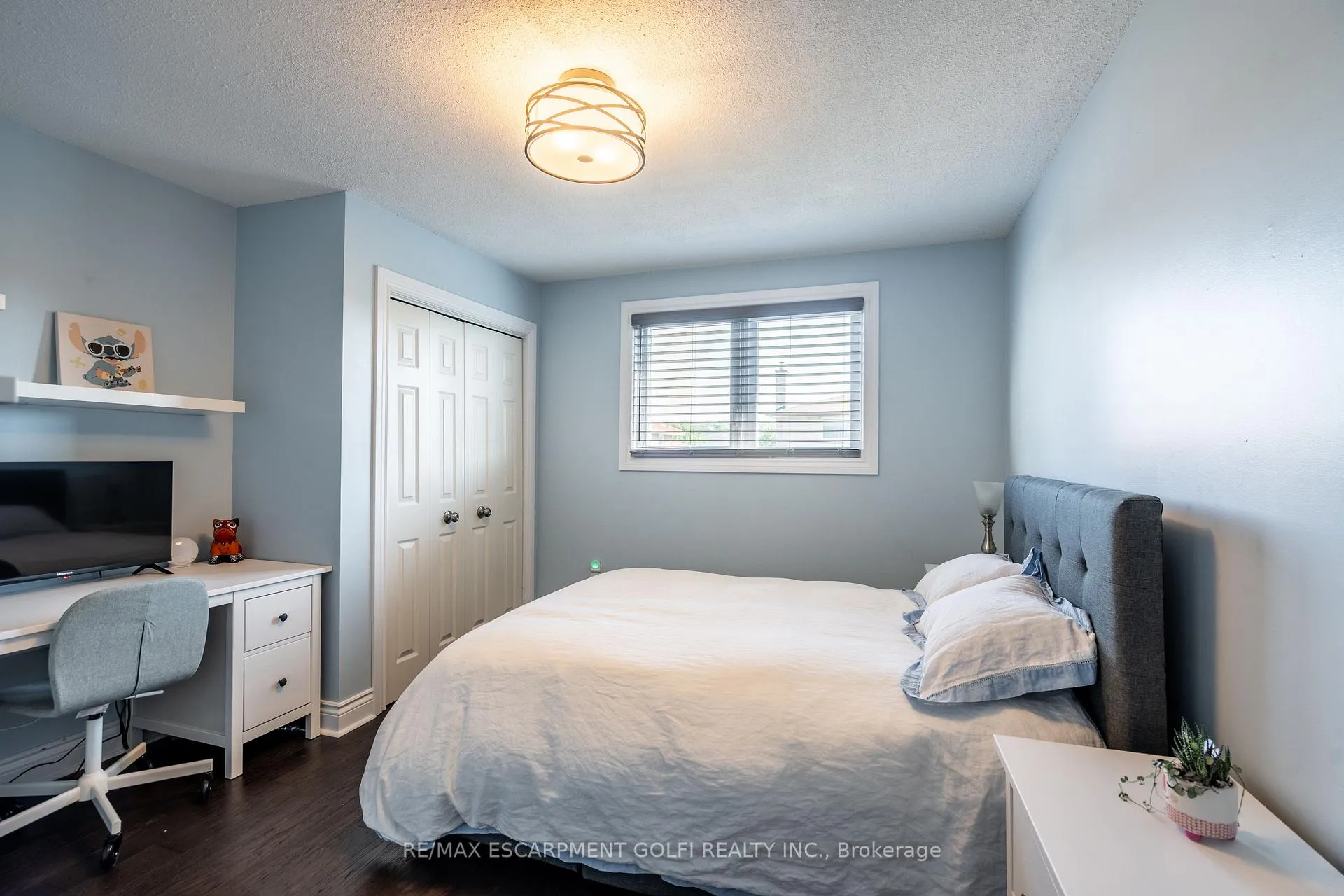 Photo 23 of 41 Hearthside Crescent, Hamilton, Stoney Creek — HOMEH
