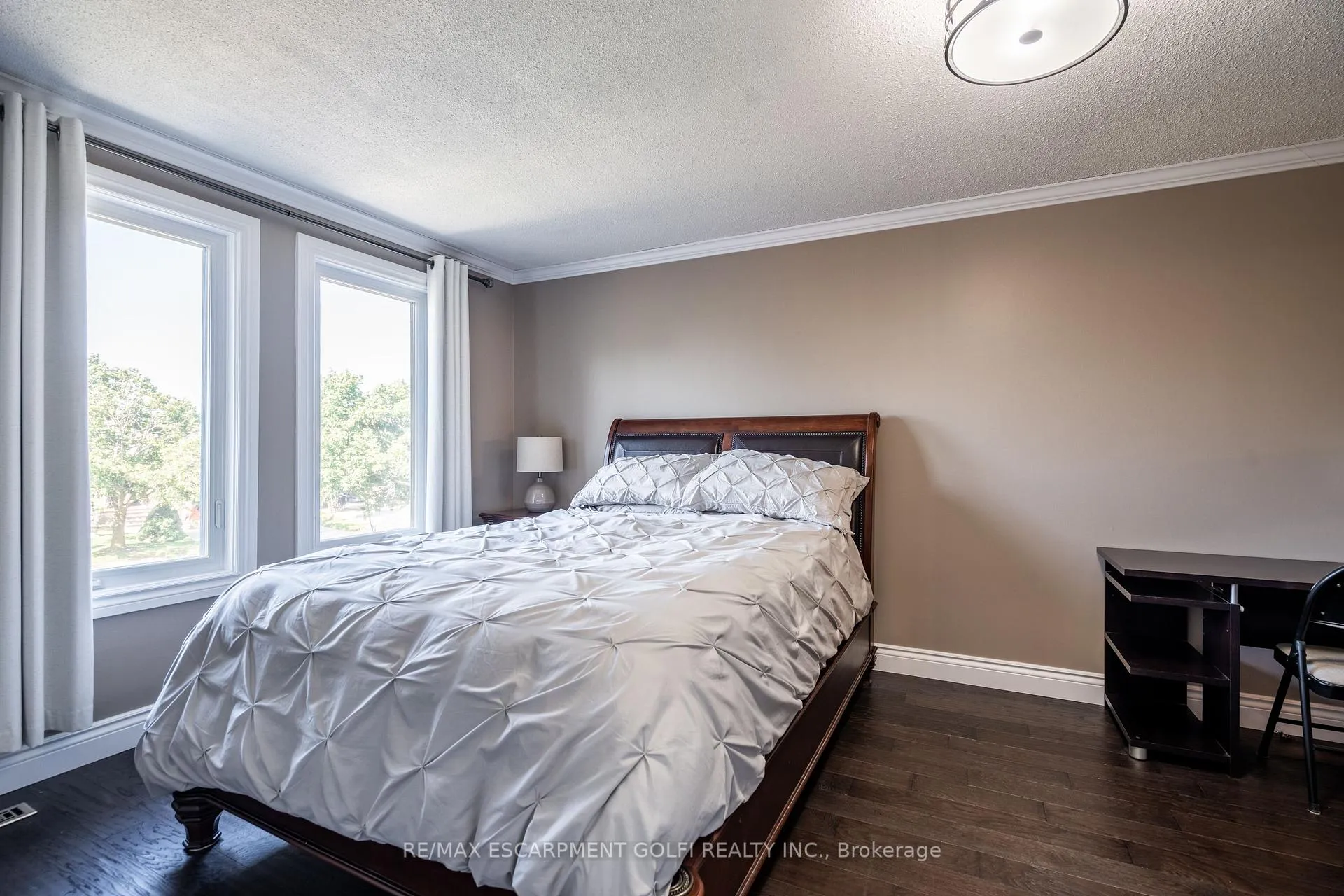 Photo 28 of 41 Hearthside Crescent, Hamilton, Stoney Creek — HOMEH