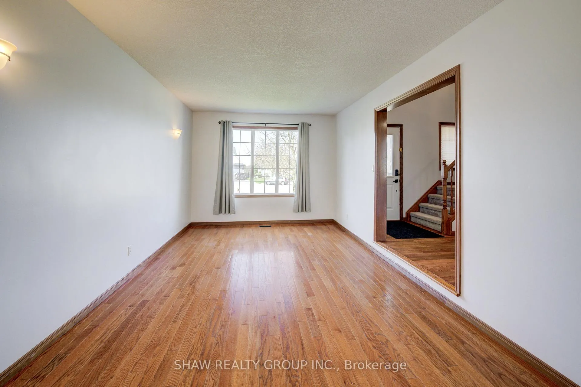 Photo 10 of 115 Nathan Court, Cambridge — HOMEH