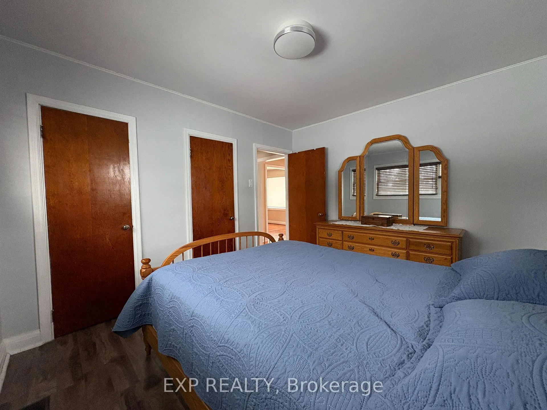 Photo 7 of 212 Thomas Street W, Greater Napanee — HOMEH
