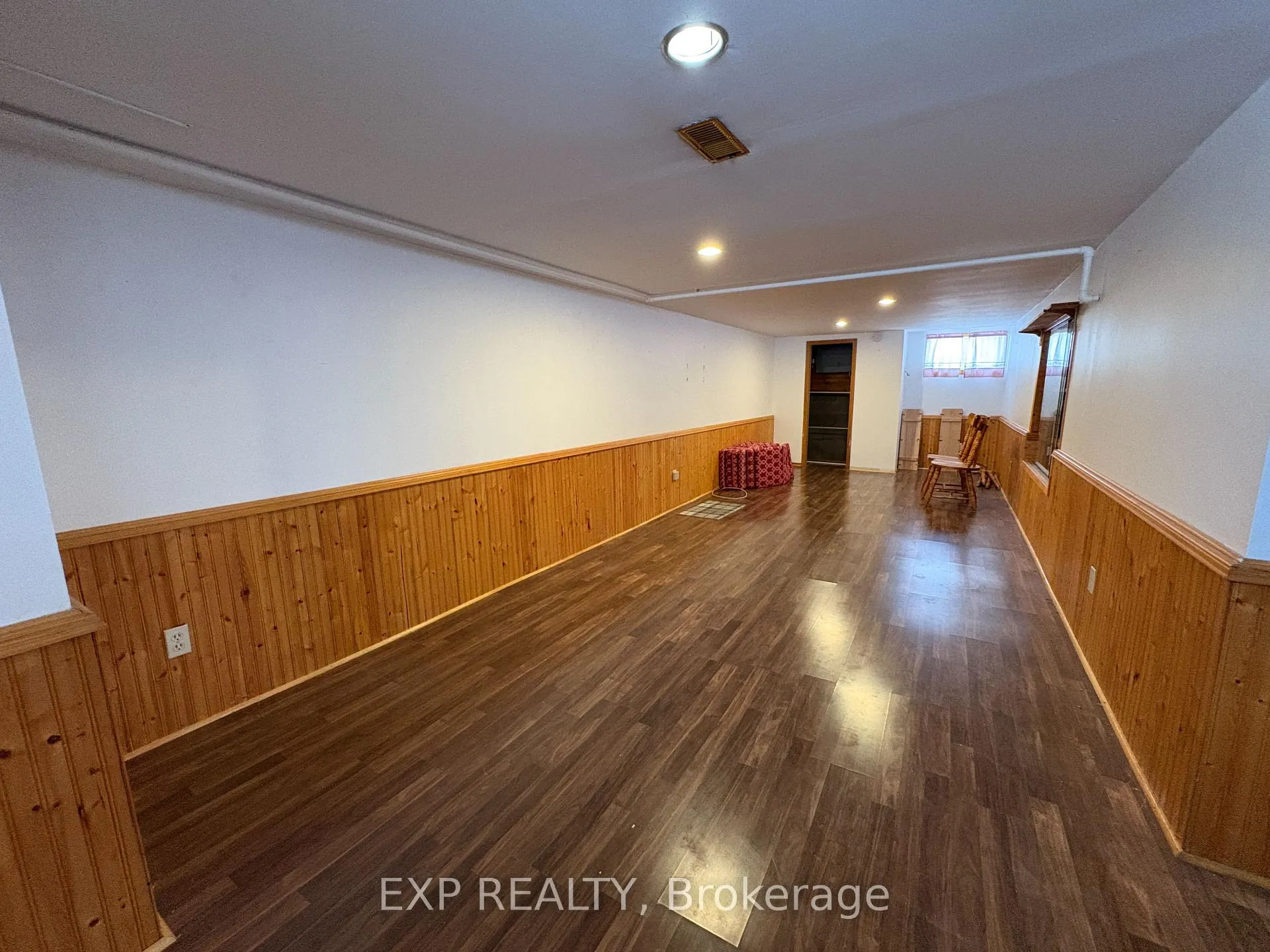 Photo 12 of 212 Thomas Street W, Greater Napanee — HOMEH
