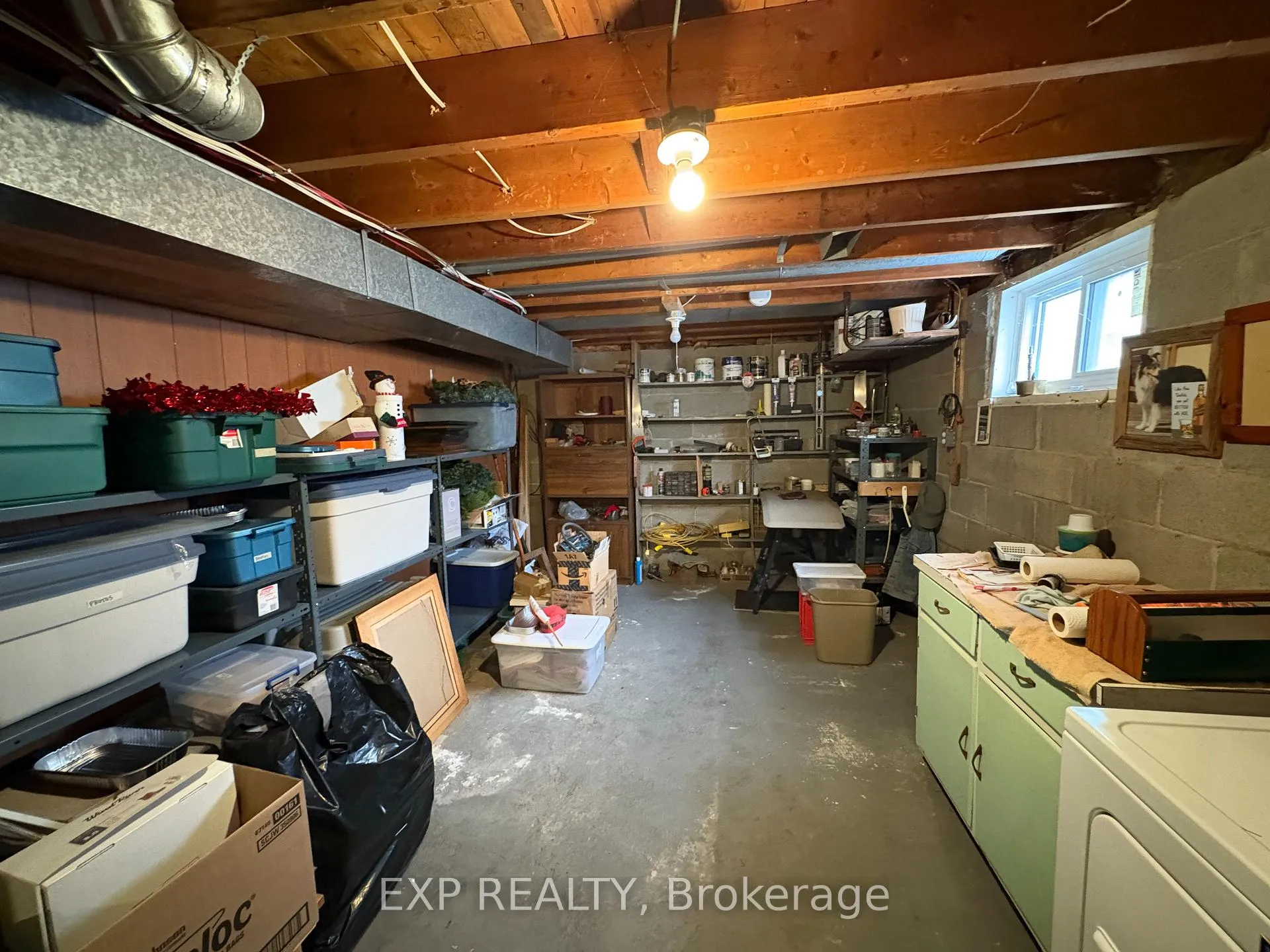 Photo 15 of 212 Thomas Street W, Greater Napanee — HOMEH