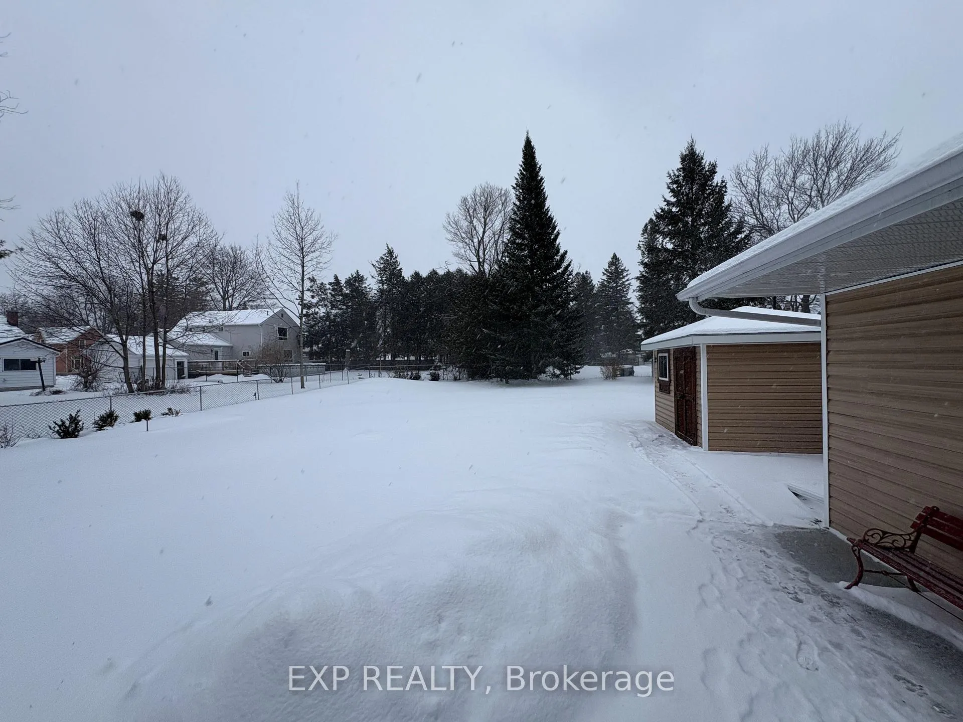 Photo 18 of 212 Thomas Street W, Greater Napanee — HOMEH