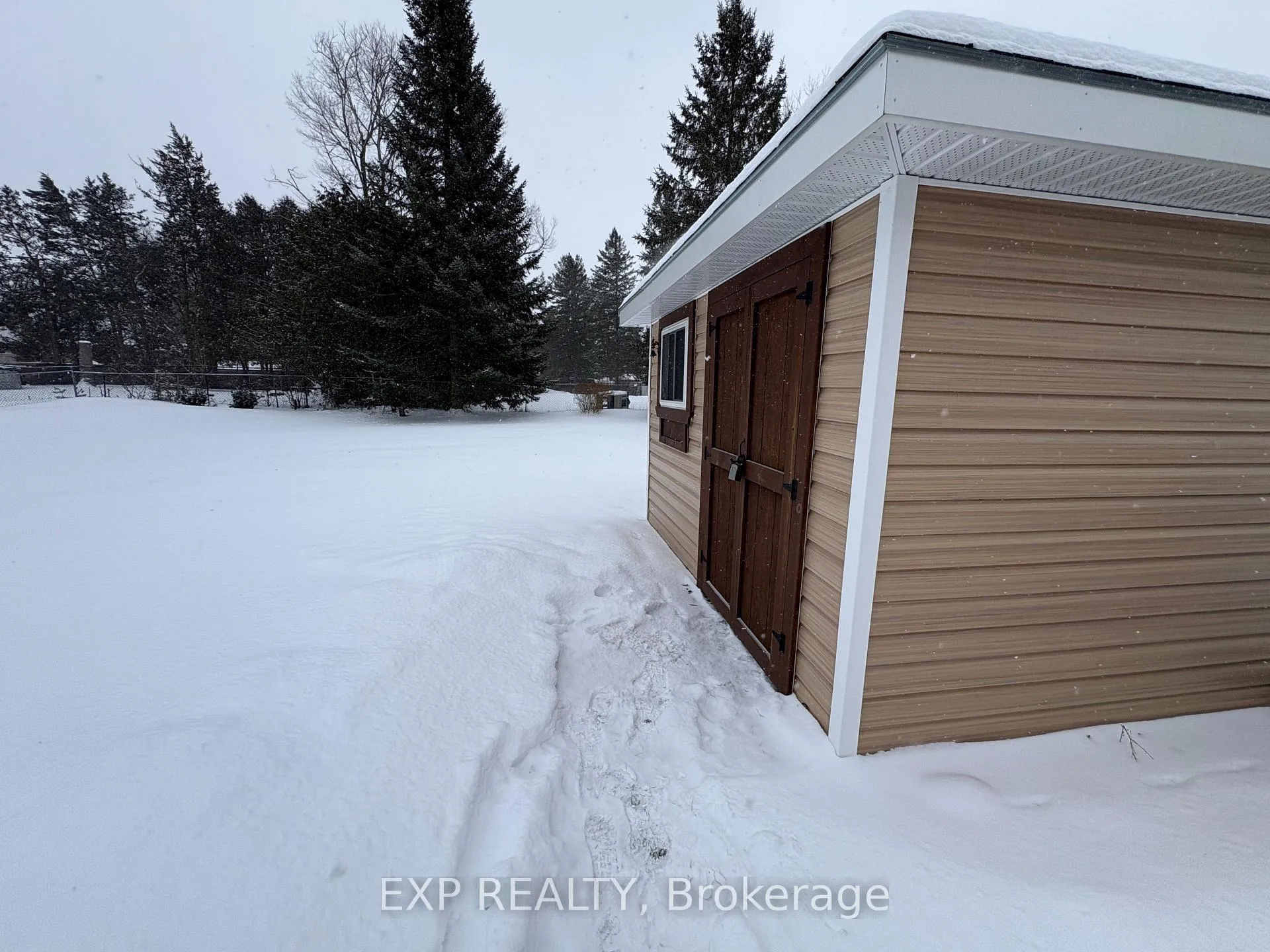 Photo 21 of 212 Thomas Street W, Greater Napanee — HOMEH