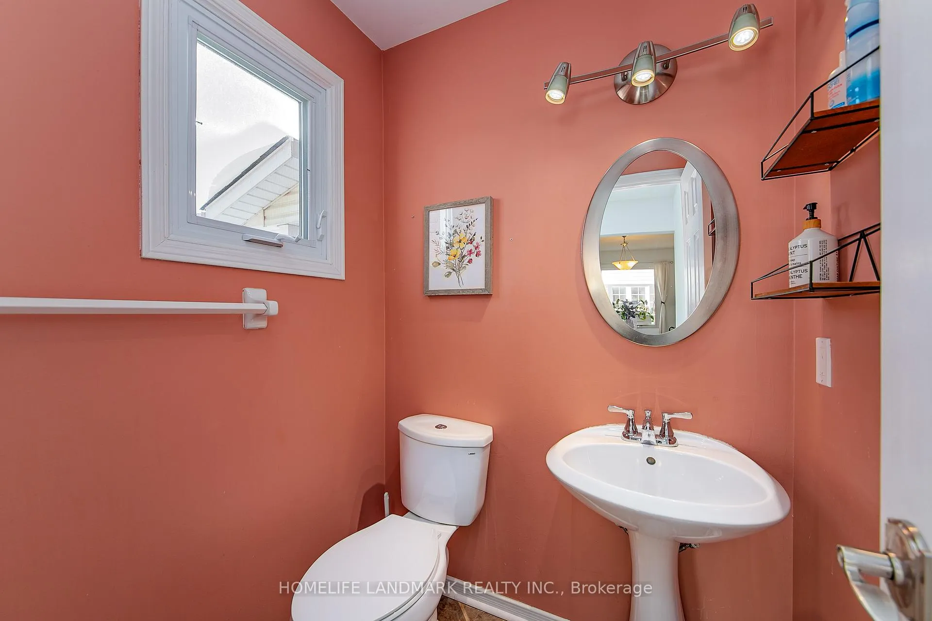 Photo 6 of 34 Quance Street, Barrie, Holly — HOMEH