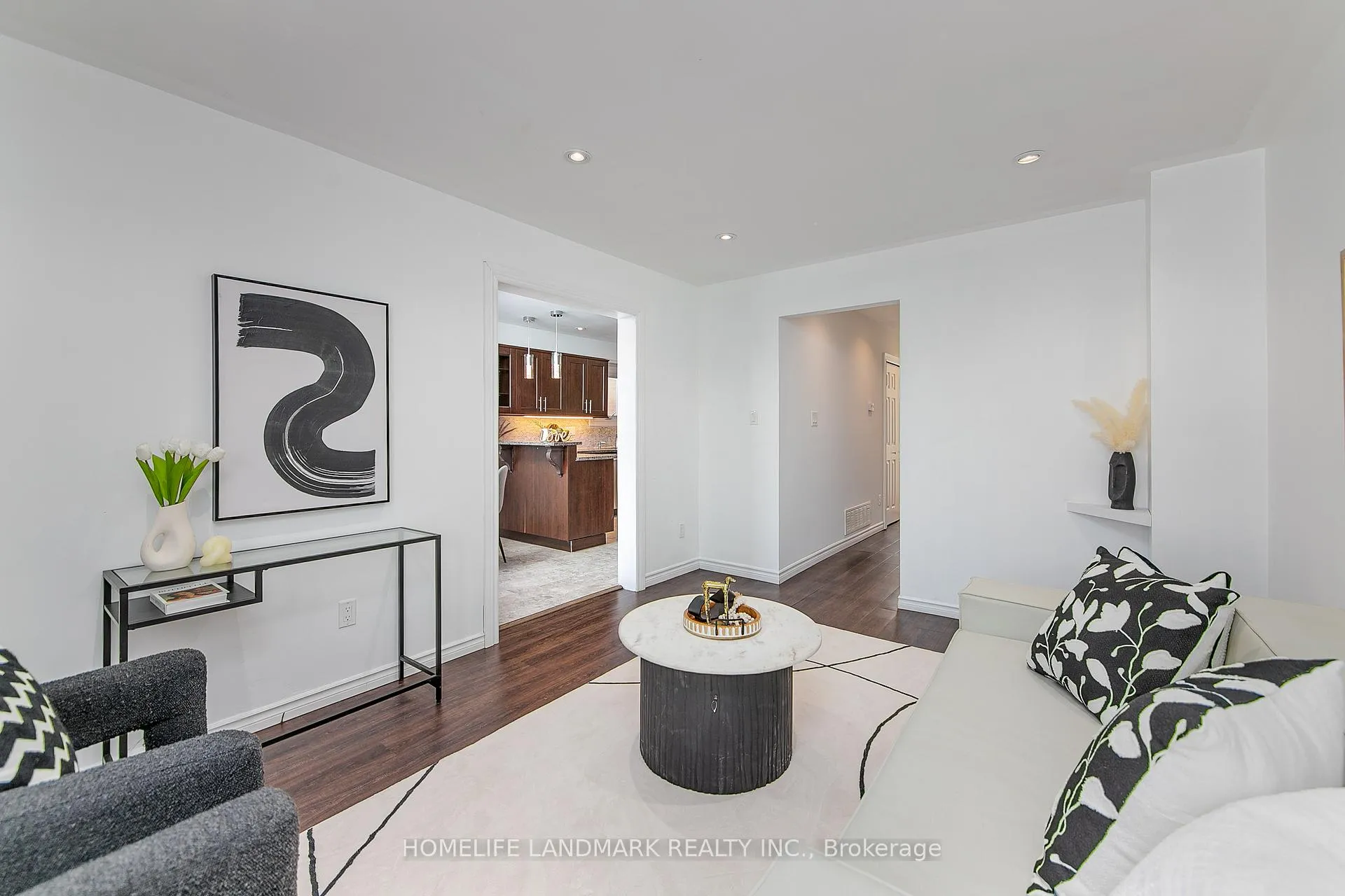 Photo 17 of 34 Quance Street, Barrie, Holly — HOMEH