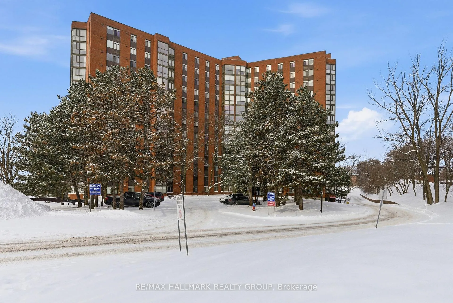 Front of Unit 411, 2871 Richmond Road N