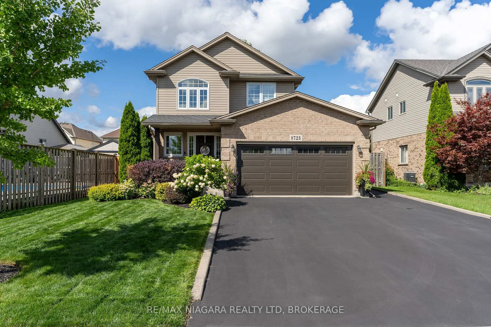 Photo 1 of 8725 Kelsey Crescent, Niagara Falls, Forestview — HOMEH