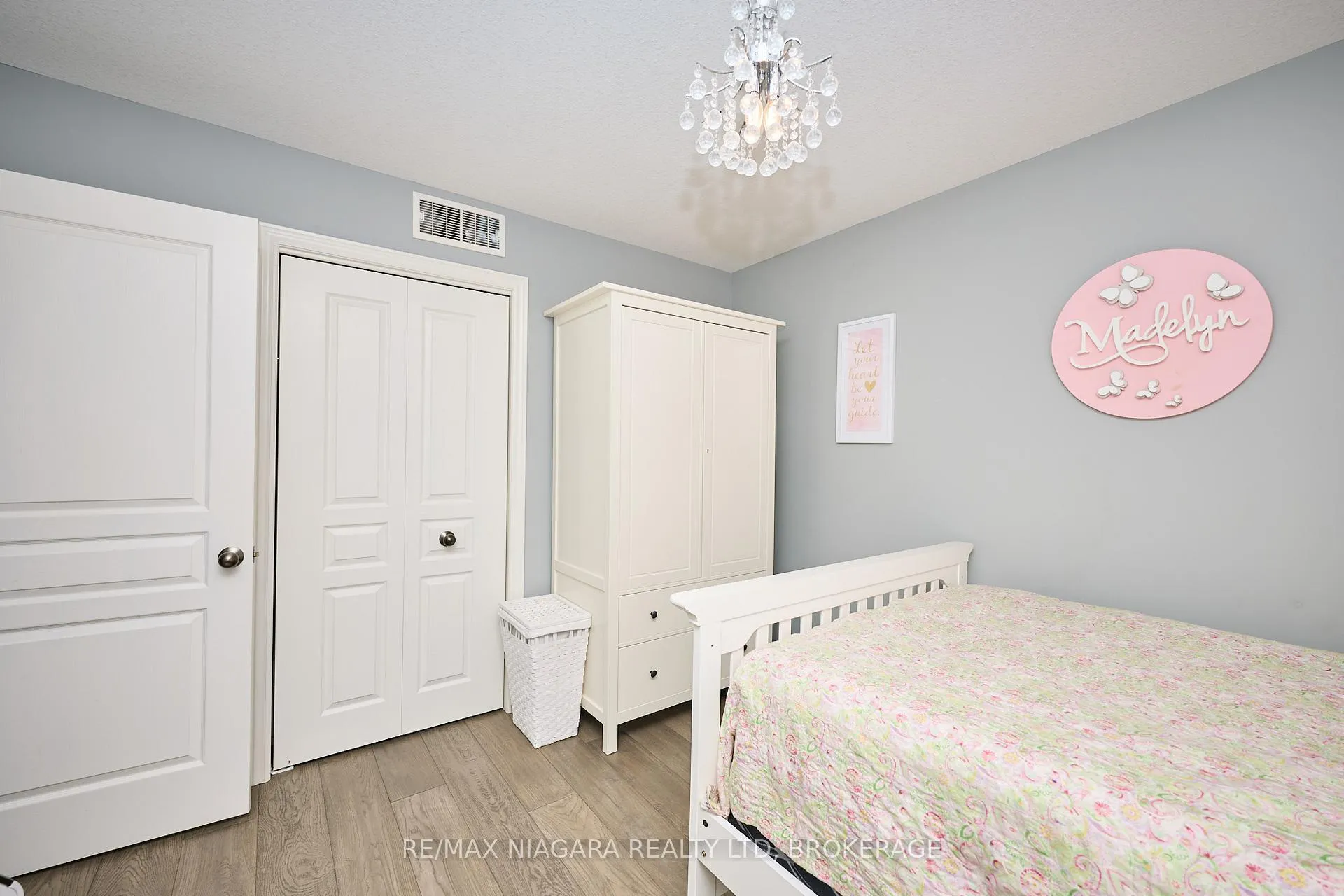 Photo 19 of 8725 Kelsey Crescent, Niagara Falls, Forestview — HOMEH