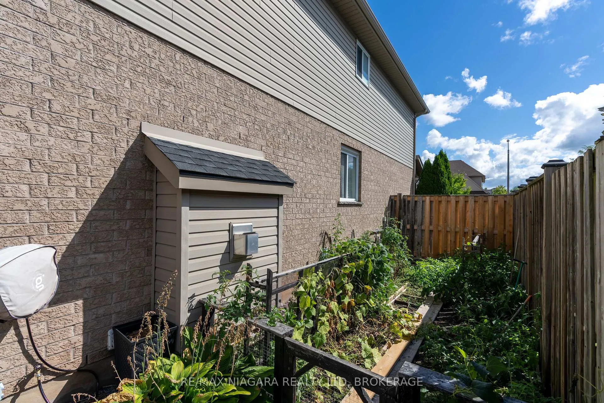Photo 44 of 8725 Kelsey Crescent, Niagara Falls, Forestview — HOMEH