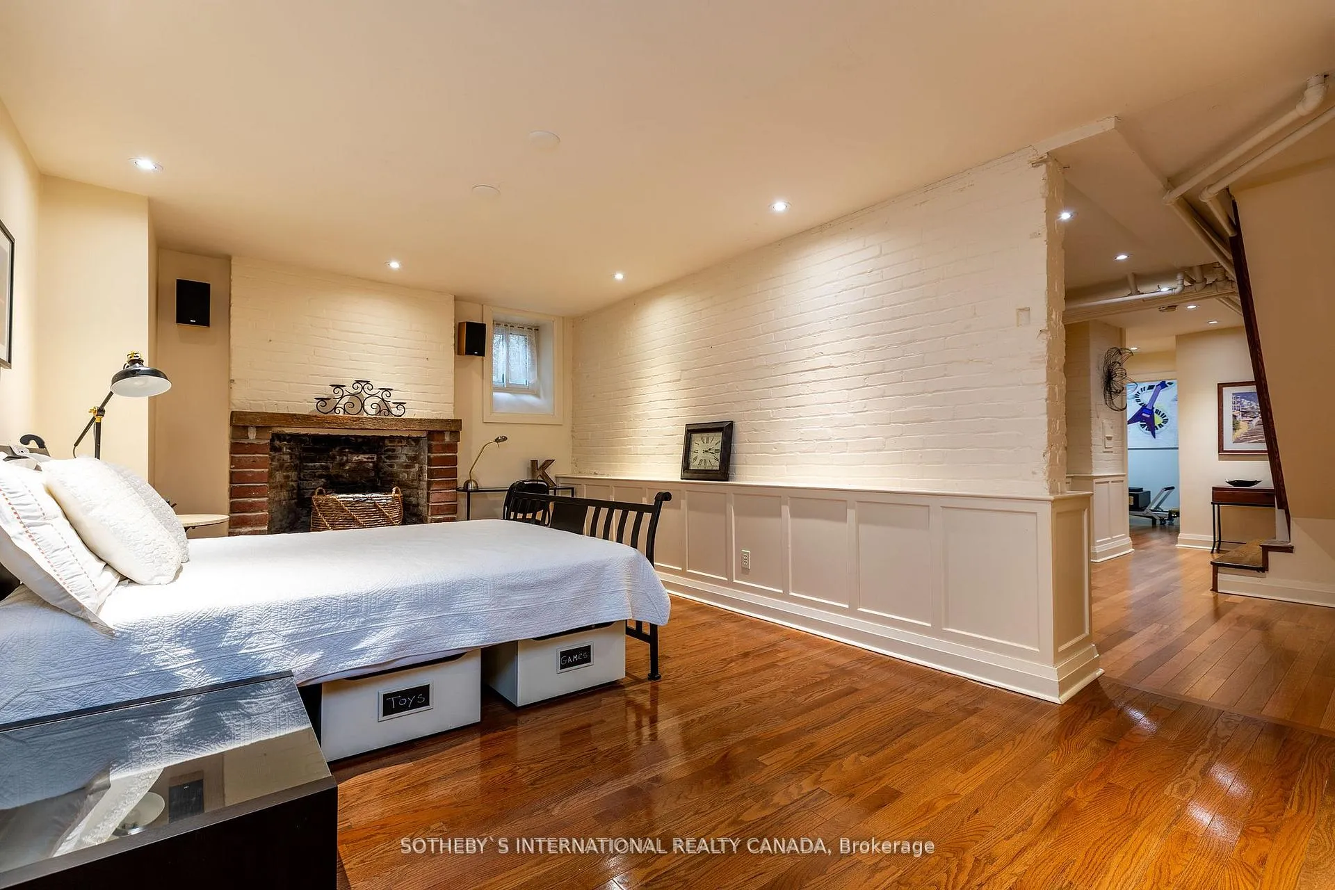 Photo 26 of 279 Blythwood Road, Toronto, Mount Pleasant East — HOMEH