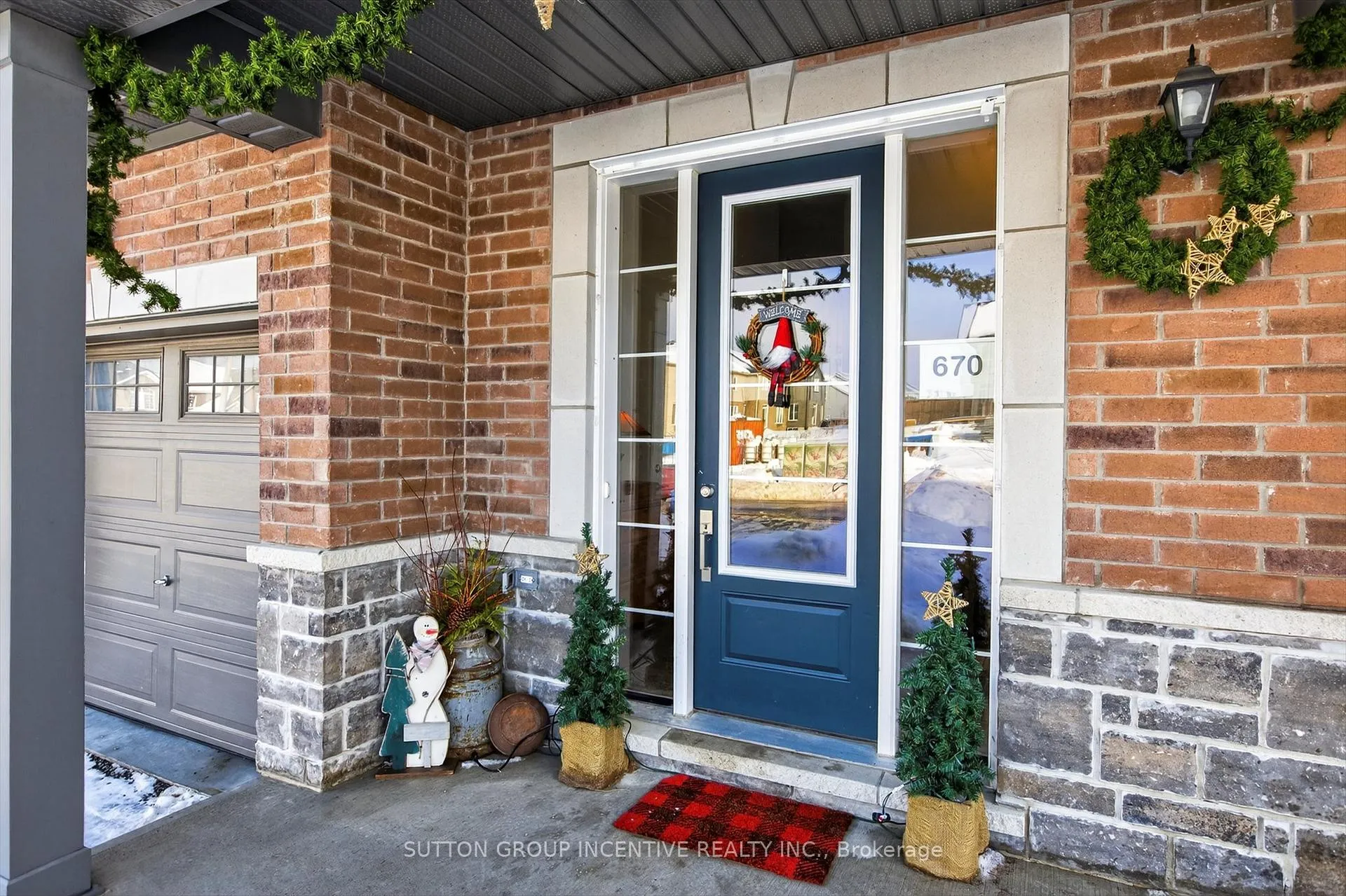 Photo 2 of 670 Lemay Grove, Peterborough, Monaghan Ward 2 — HOMEH
