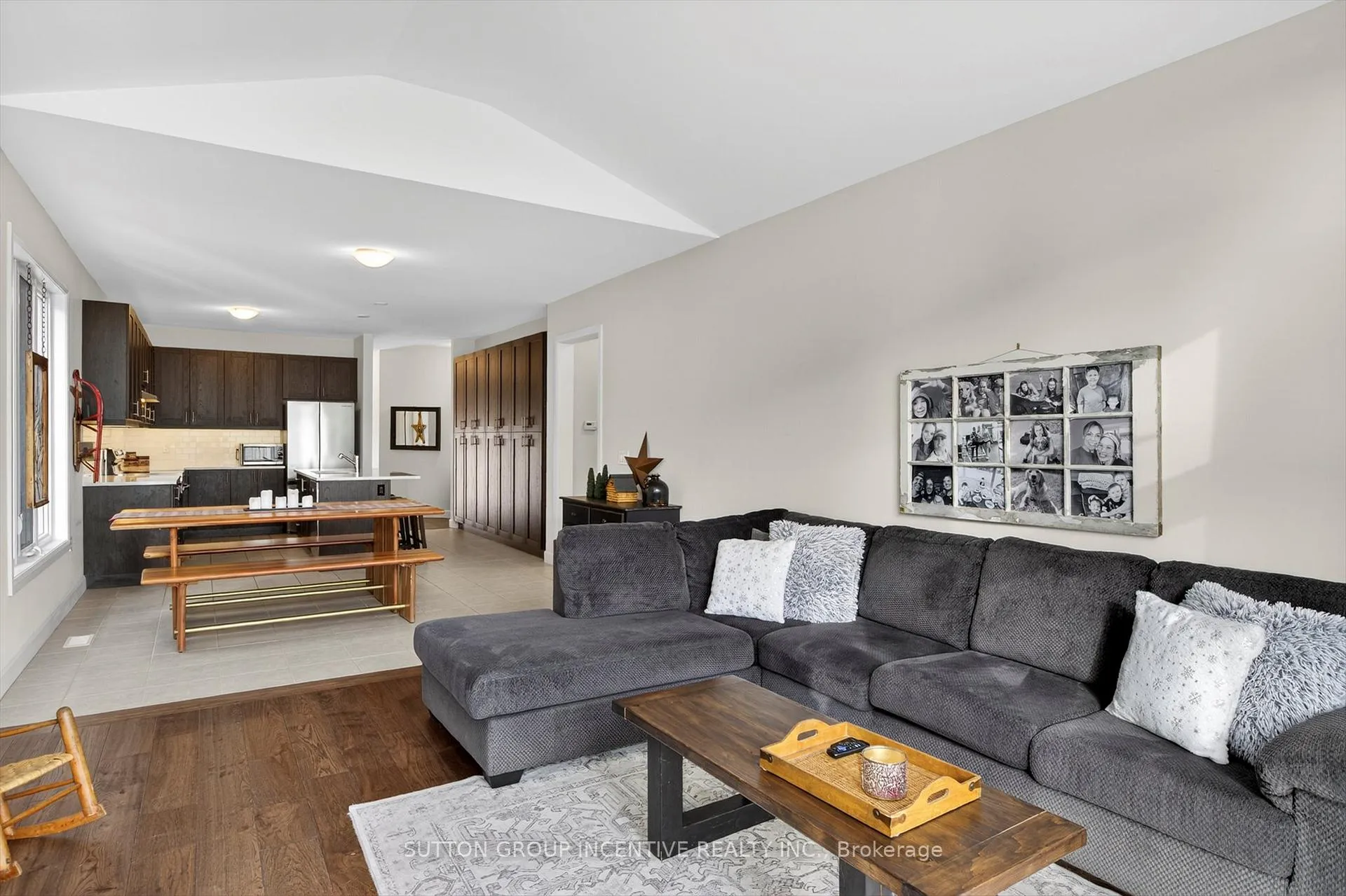 Photo 14 of 670 Lemay Grove, Peterborough, Monaghan Ward 2 — HOMEH