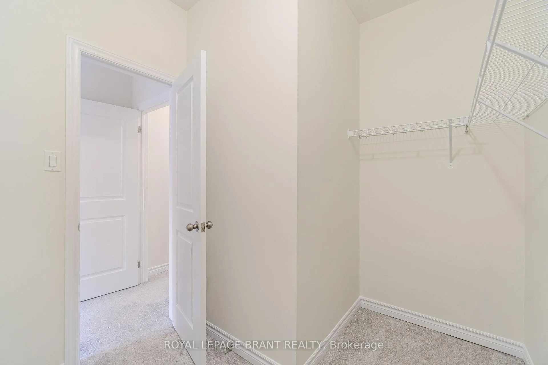 Photo 23 of 38 Hutchison Road, Guelph, Kortright East — HOMEH