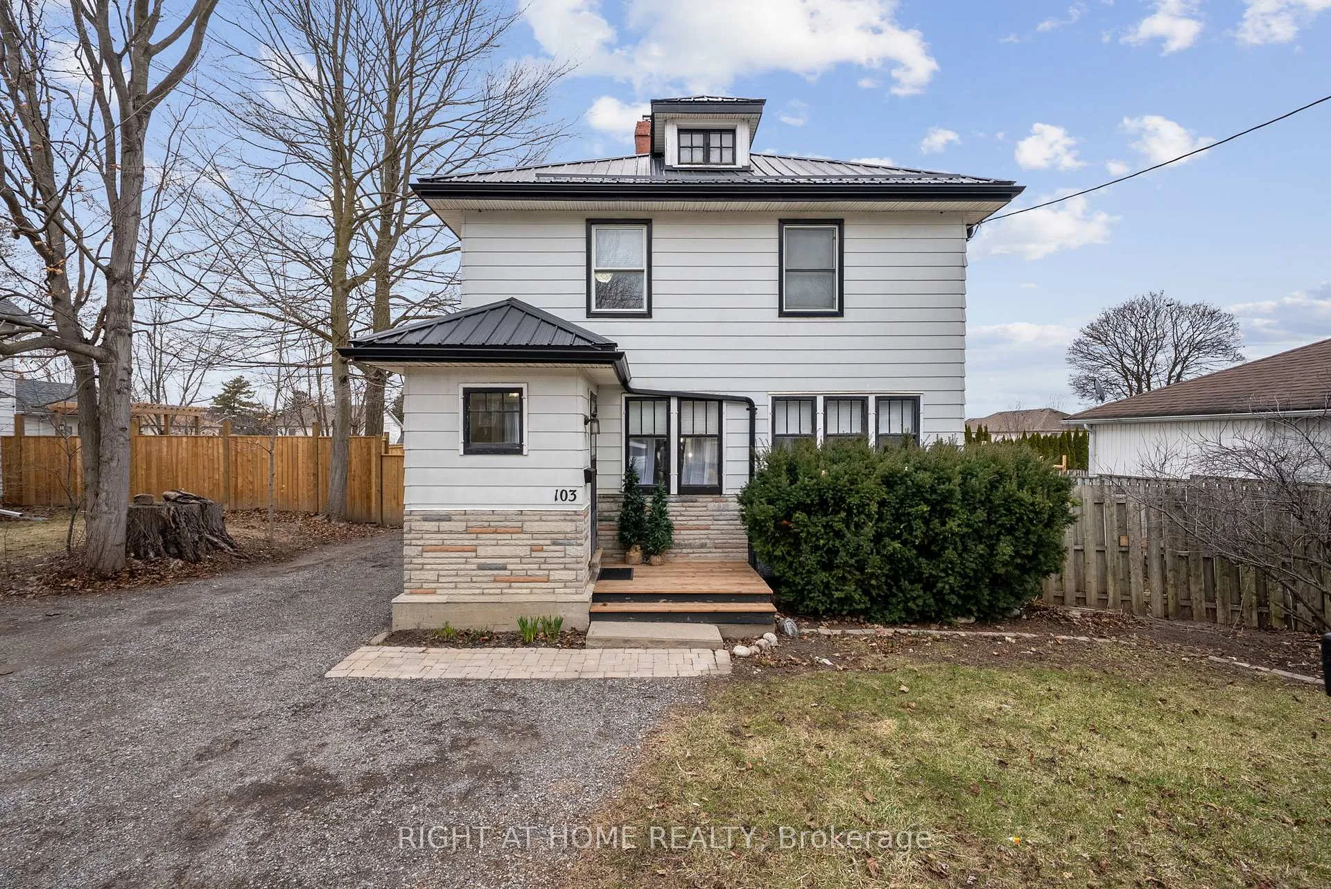 Photo 1 of 103 Liberty Street N, Clarington, Bowmanville — HOMEH