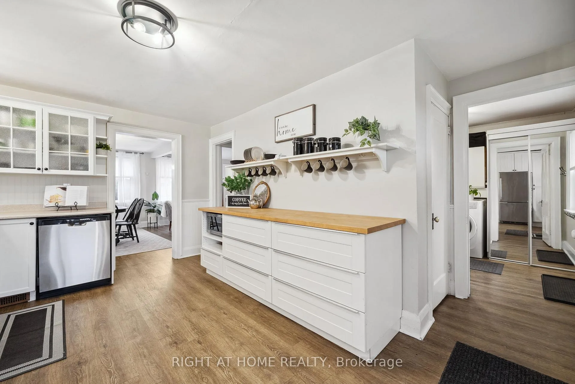 Photo 12 of 103 Liberty Street N, Clarington, Bowmanville — HOMEH