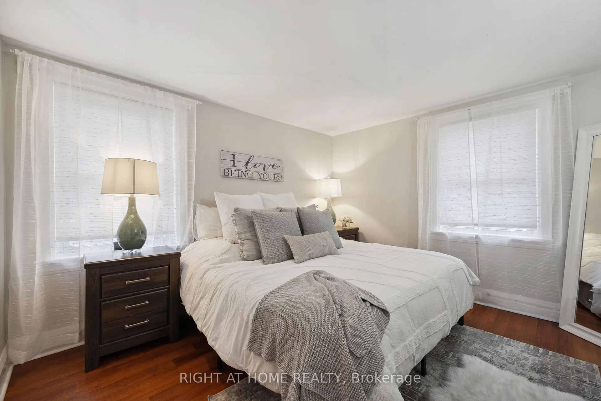 Photo 18 of 103 Liberty Street N, Clarington, Bowmanville — HOMEH