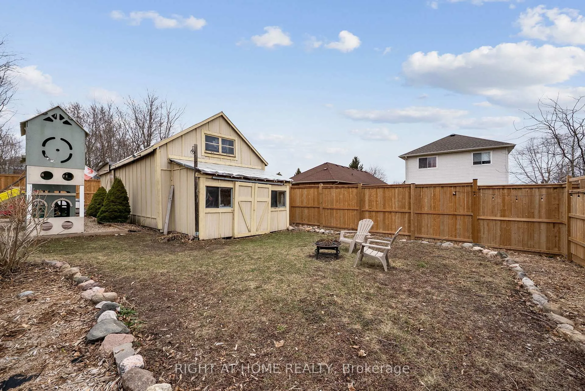 Photo 35 of 103 Liberty Street N, Clarington, Bowmanville — HOMEH