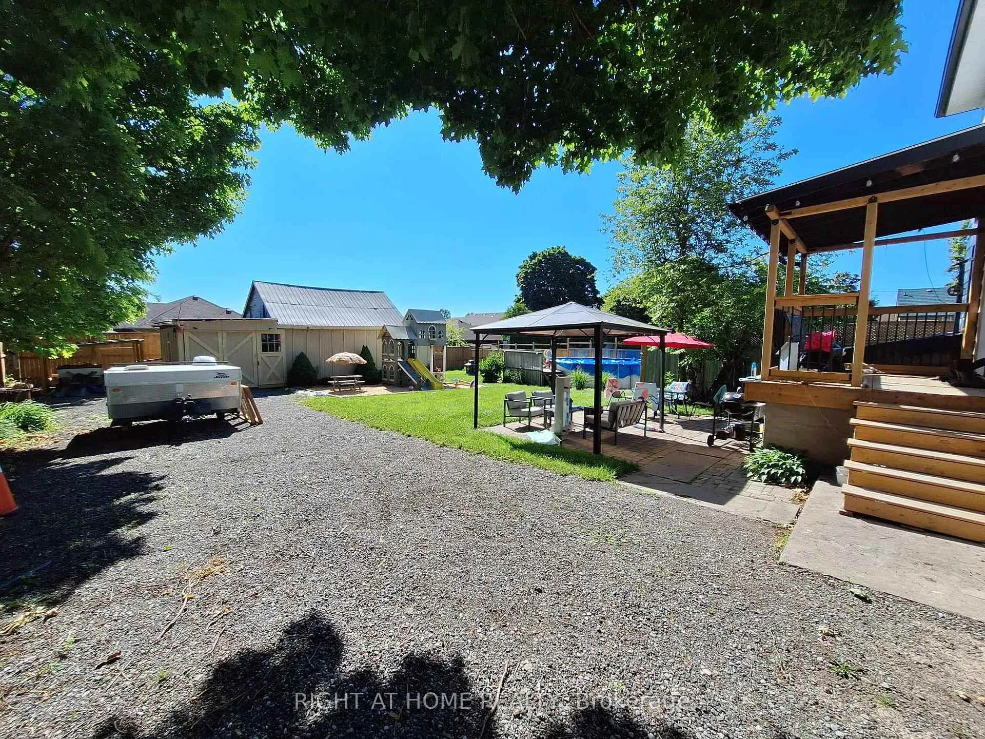 Photo 41 of 103 Liberty Street N, Clarington, Bowmanville — HOMEH