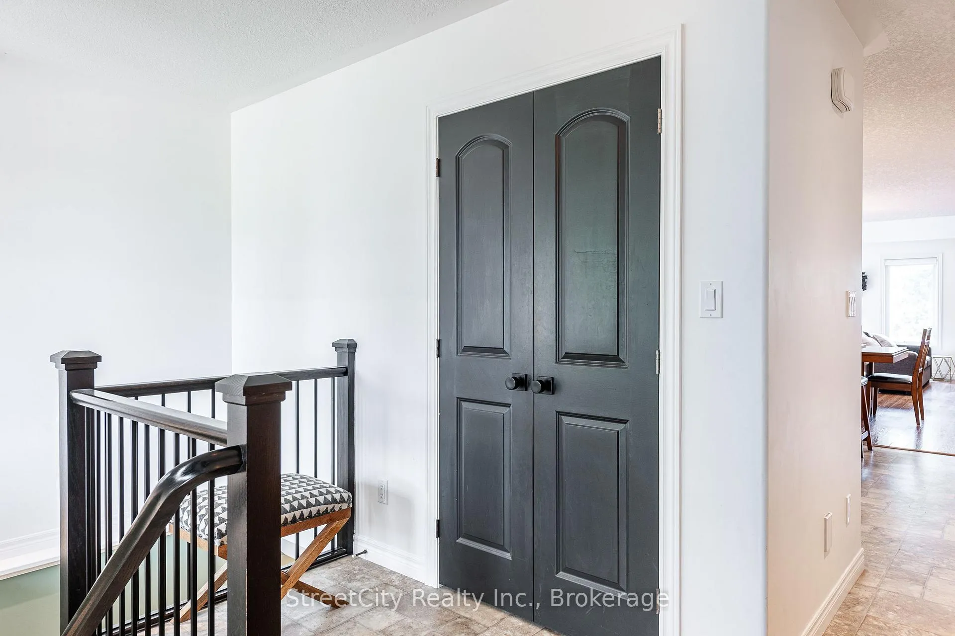 Photo 25 of 39 Greenberg Place, Stratford — HOMEH