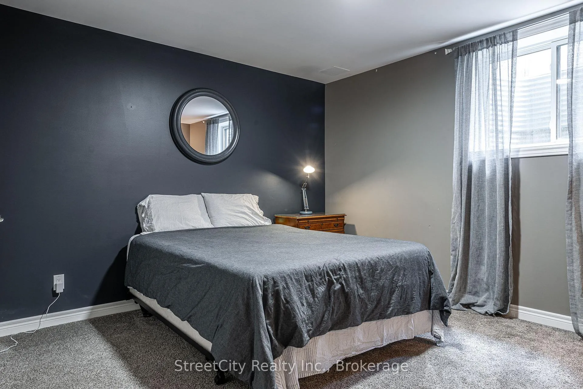 Photo 31 of 39 Greenberg Place, Stratford — HOMEH