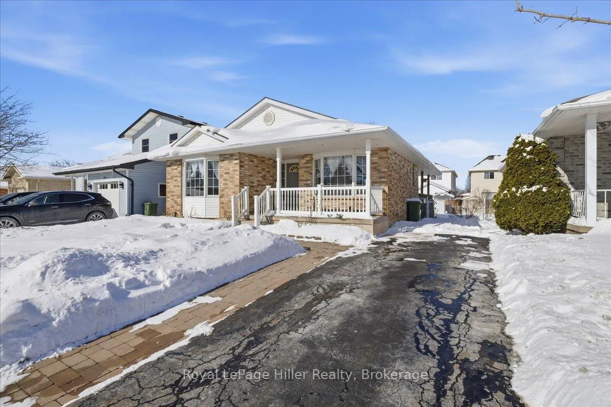 Photo 4 of 639 Highview Drive S, St. Thomas — HOMEH