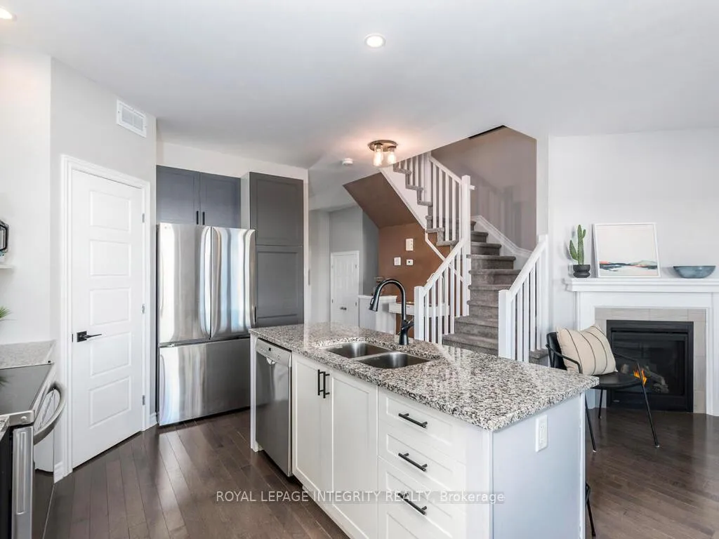 Photo 17 of 634 Cartographe Street, Ottawa, Camelot — HOMEH