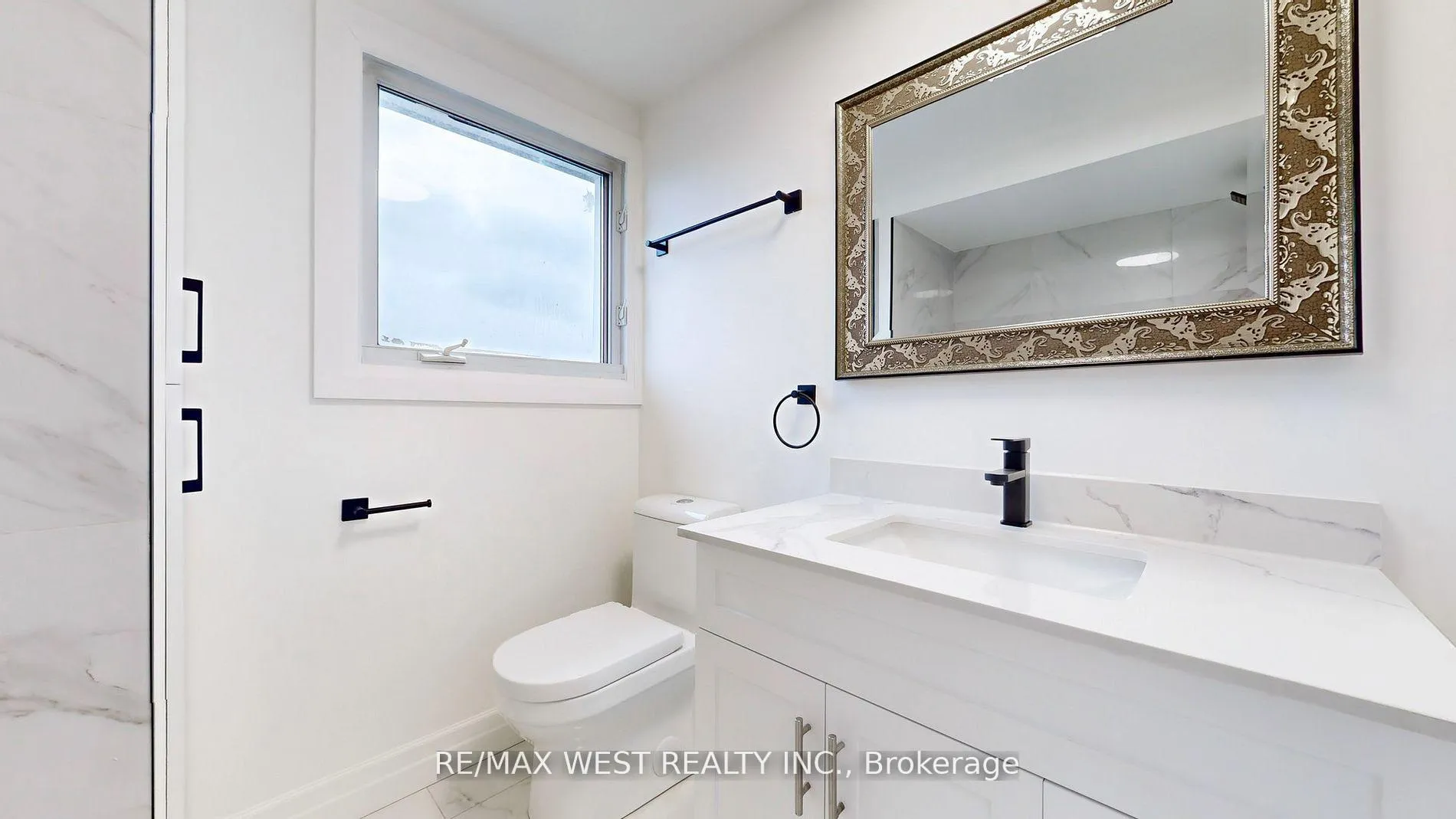 Photo 22 of 80 Rejane Crescent, Vaughan, Crestwood-Springfarm-Yorkhill — HOMEH