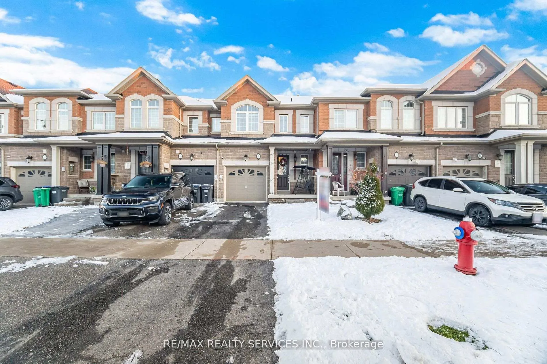Photo 2 of 7 Dufay Road, Brampton, Northwest Brampton — HOMEH