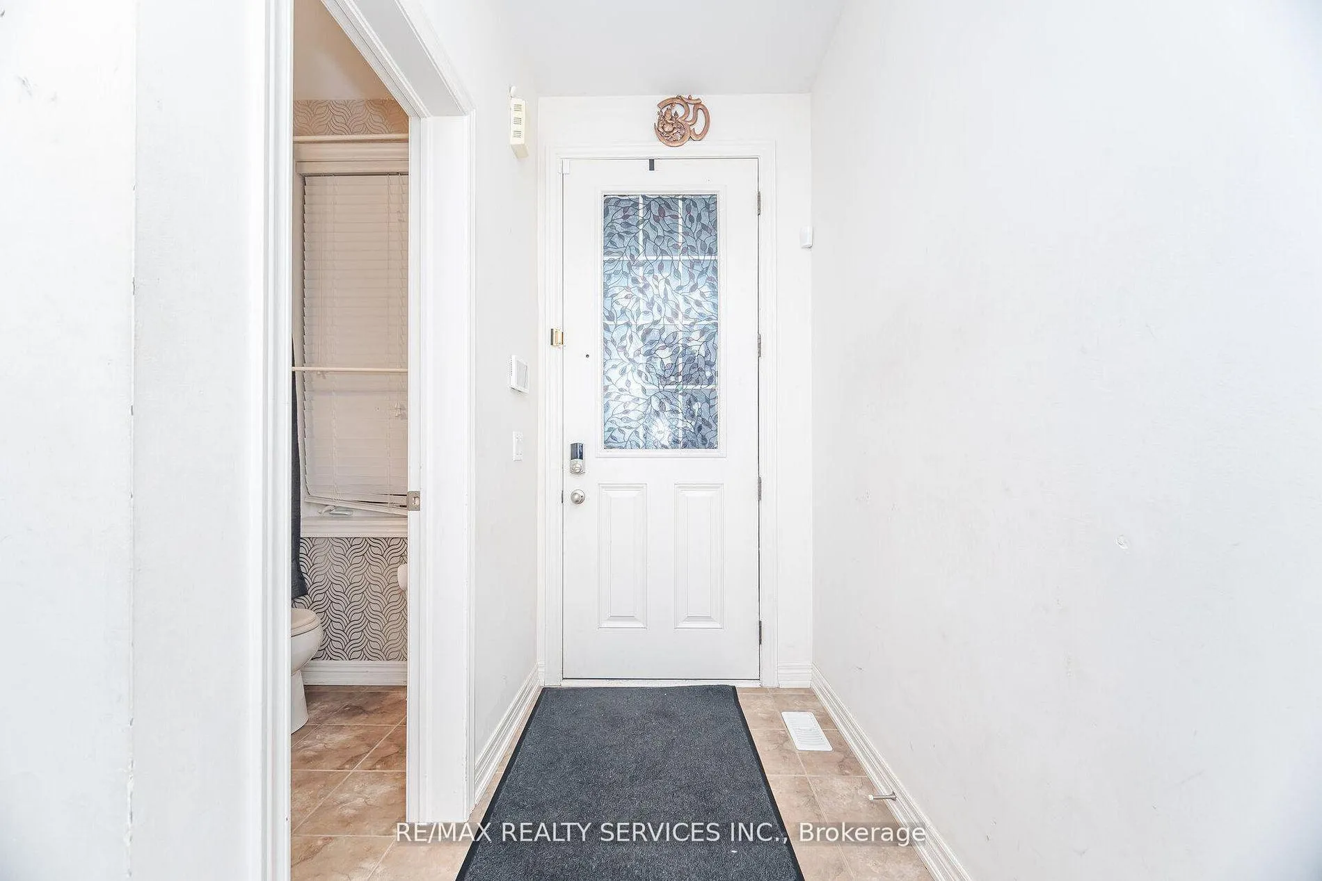 Photo 3 of 7 Dufay Road, Brampton, Northwest Brampton — HOMEH