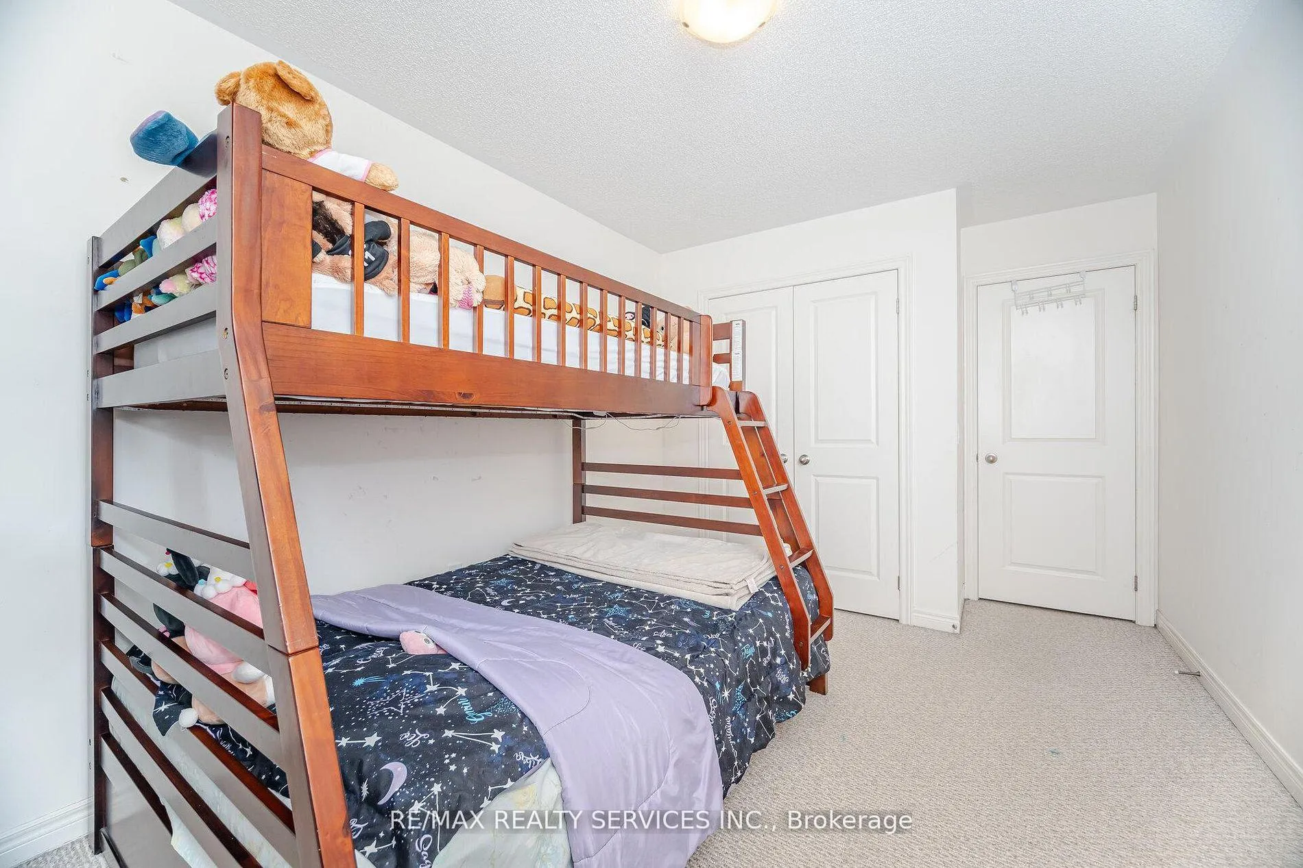 Photo 18 of 7 Dufay Road, Brampton, Northwest Brampton — HOMEH