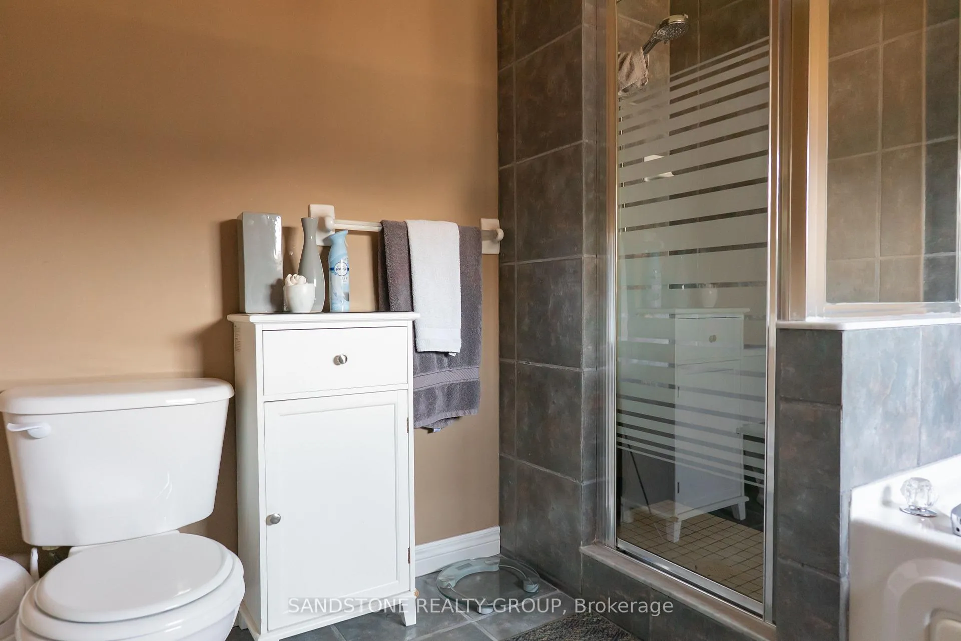 Photo 25 of 22 Tuscani Drive, Hamilton, Fruitland — HOMEH