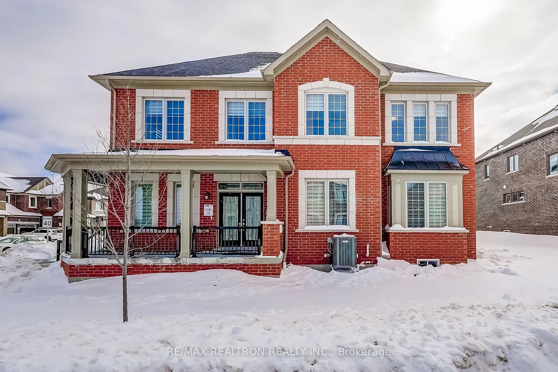 Photo 2 of 3288 Turnstone Boulevard, Pickering, Rural Pickering — HOMEH