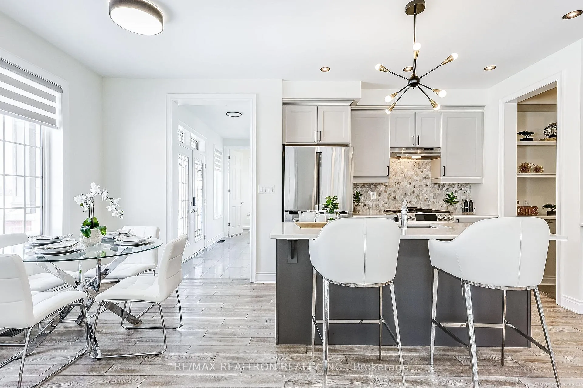 Photo 5 of 3288 Turnstone Boulevard, Pickering, Rural Pickering — HOMEH