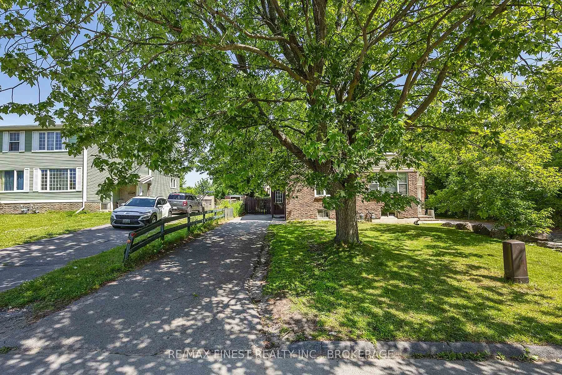 Photo 2 of 10 Calderwood Drive, Kingston, Central City West — HOMEH