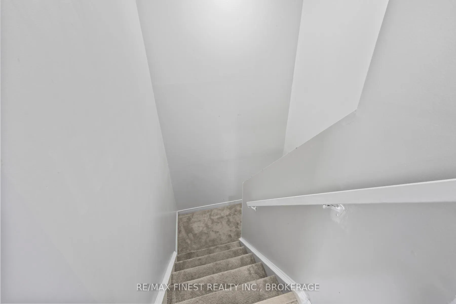 Photo 23 of 10 Calderwood Drive, Kingston, Central City West — HOMEH